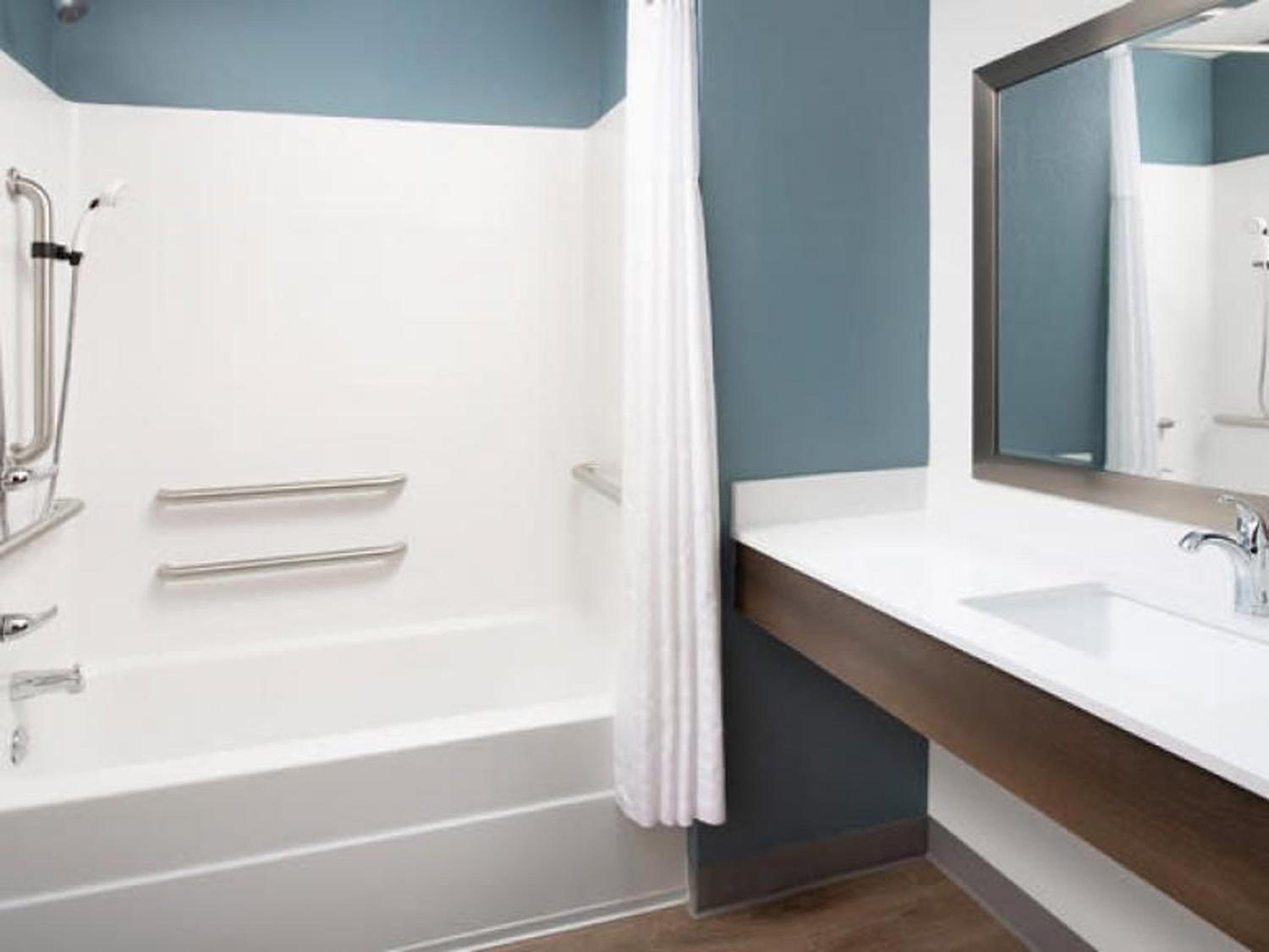 WoodSpring Suites Plano - North Dallas