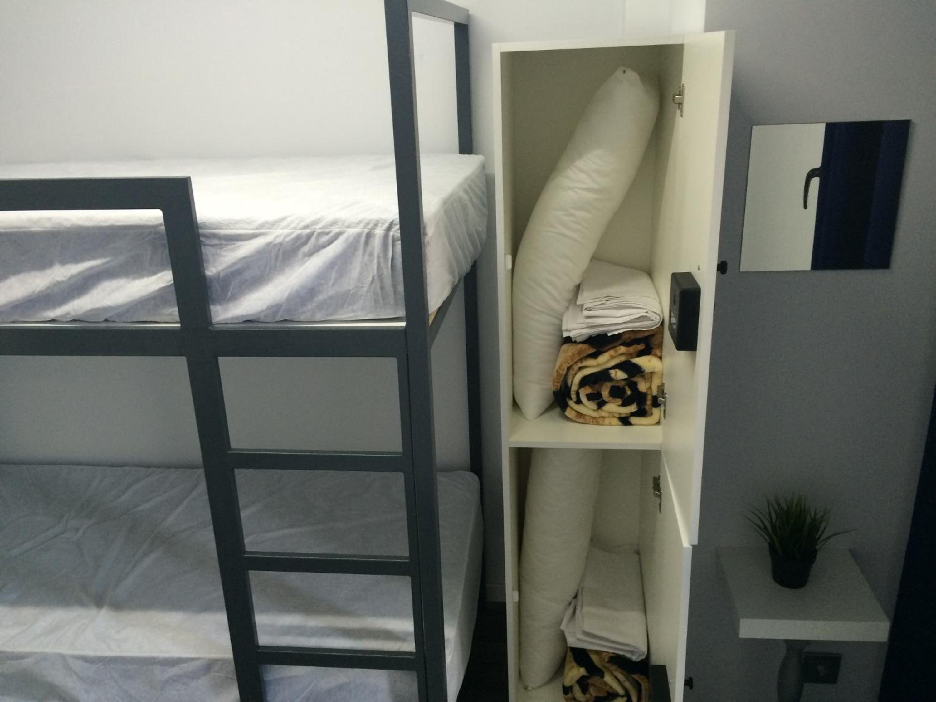 Chameleon Youth Hostel Alicante