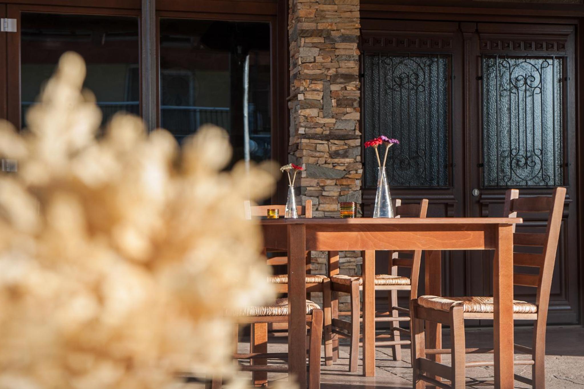 Polys Guest House
