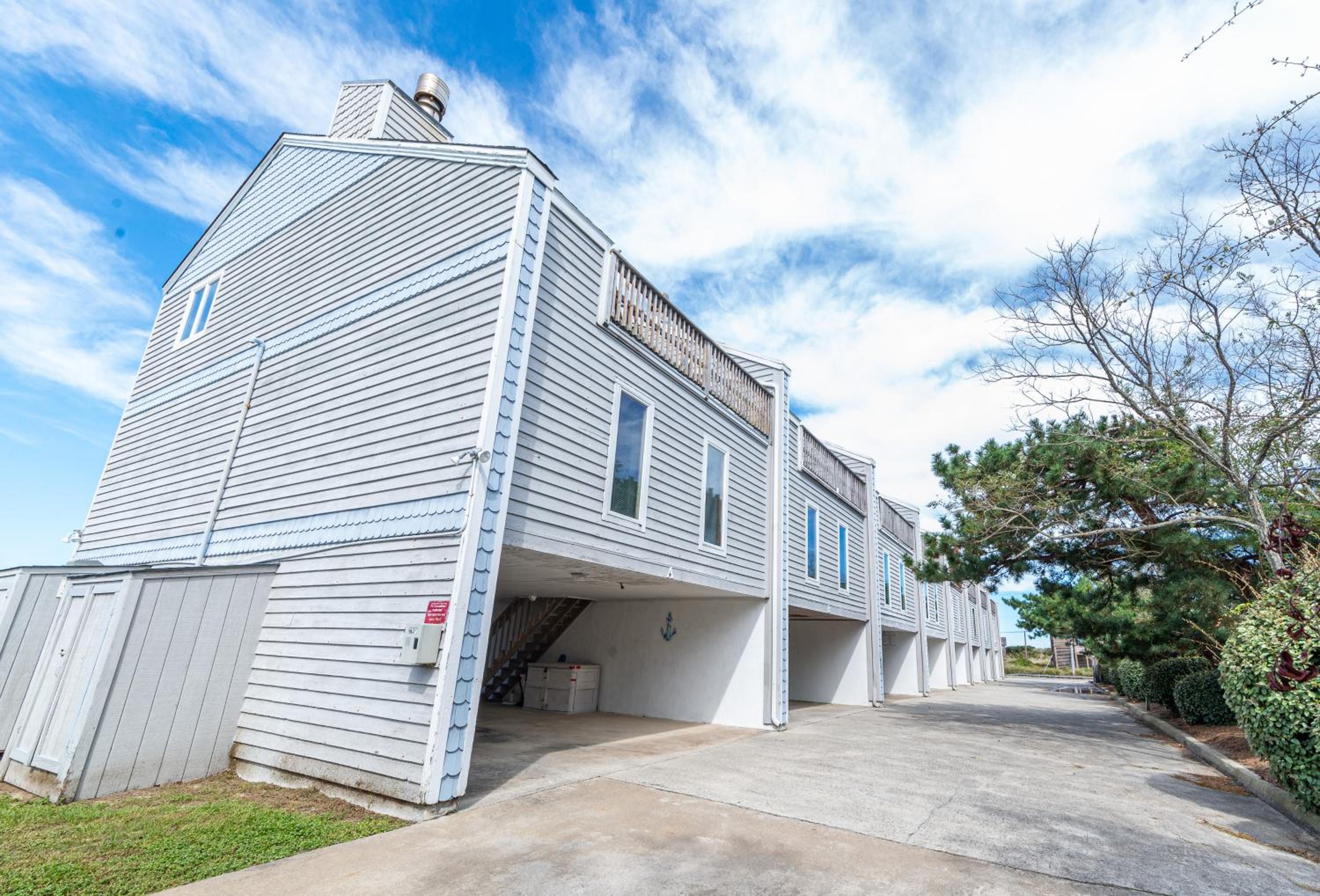 Atlantic Crest - Nags Head MP 11.5, Ocean View,100 Yards to Beach, Community Pool