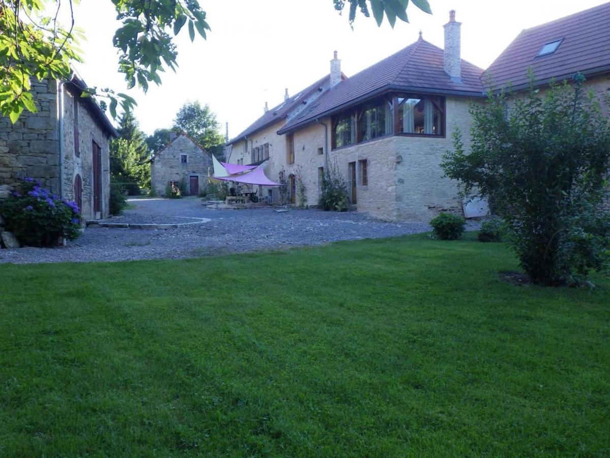 Gîte de France 71 G 2005 labellisé 3 épis - Loft grand volume dans corps de ferme rénovée ANTULLY - MAYMARD Yannick view 2
