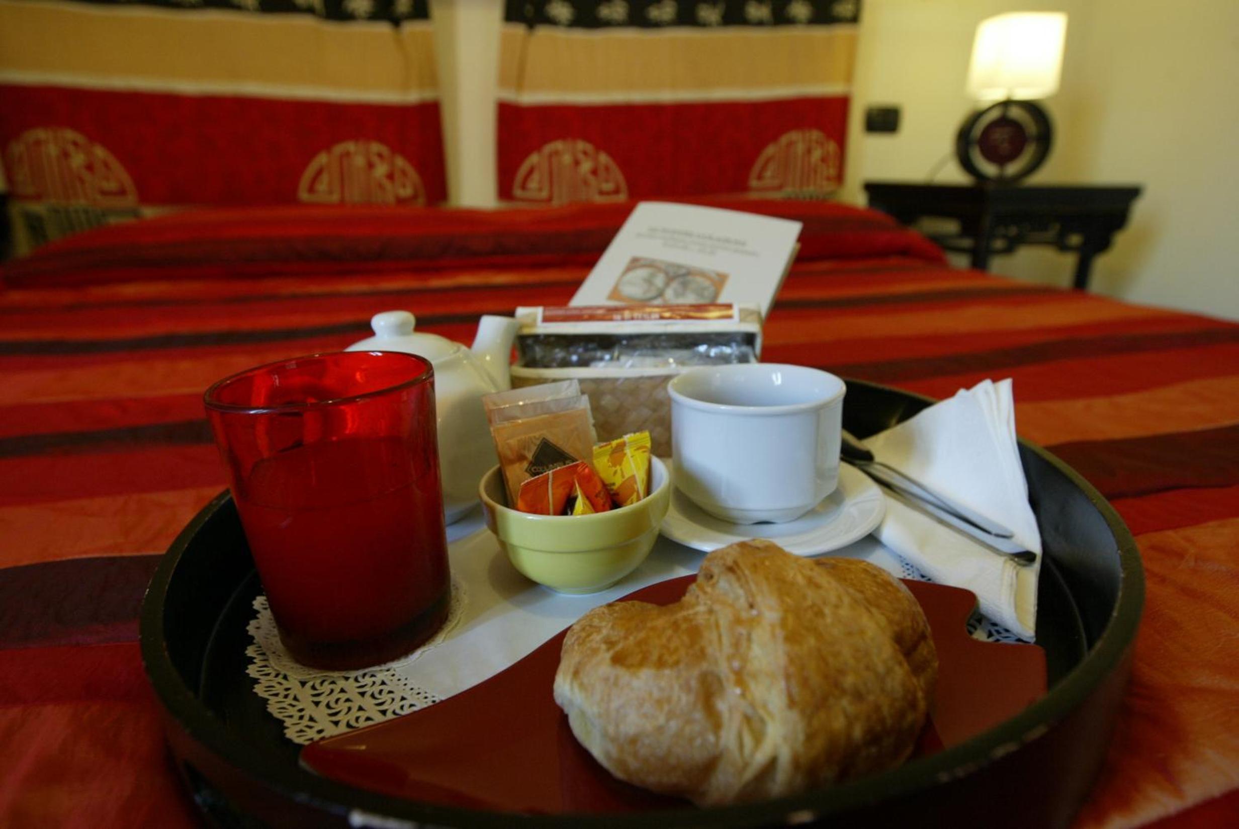Appunti di Viaggio Room  Breakfast - Property Image 15