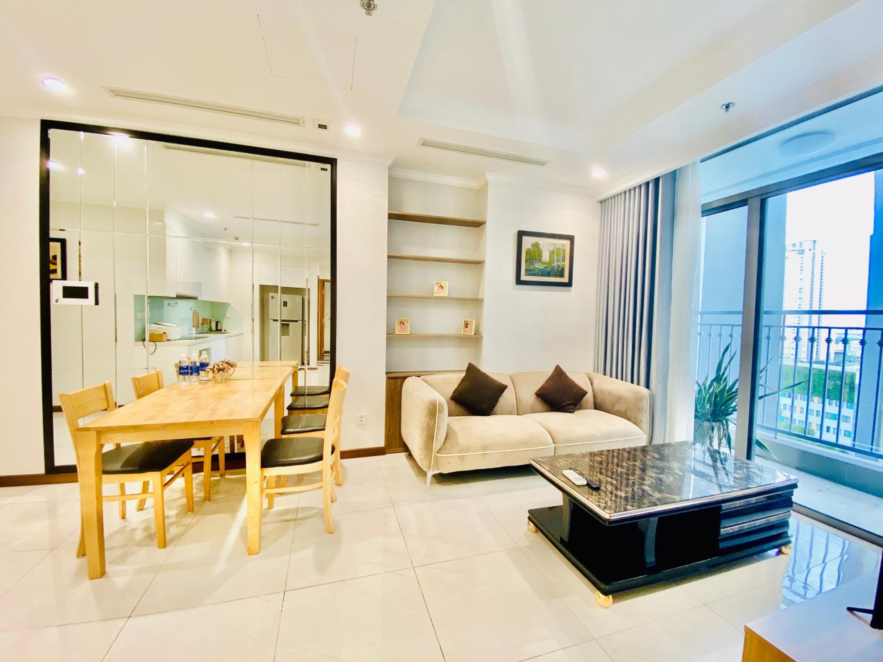 The Luxe Nest Landmark 81