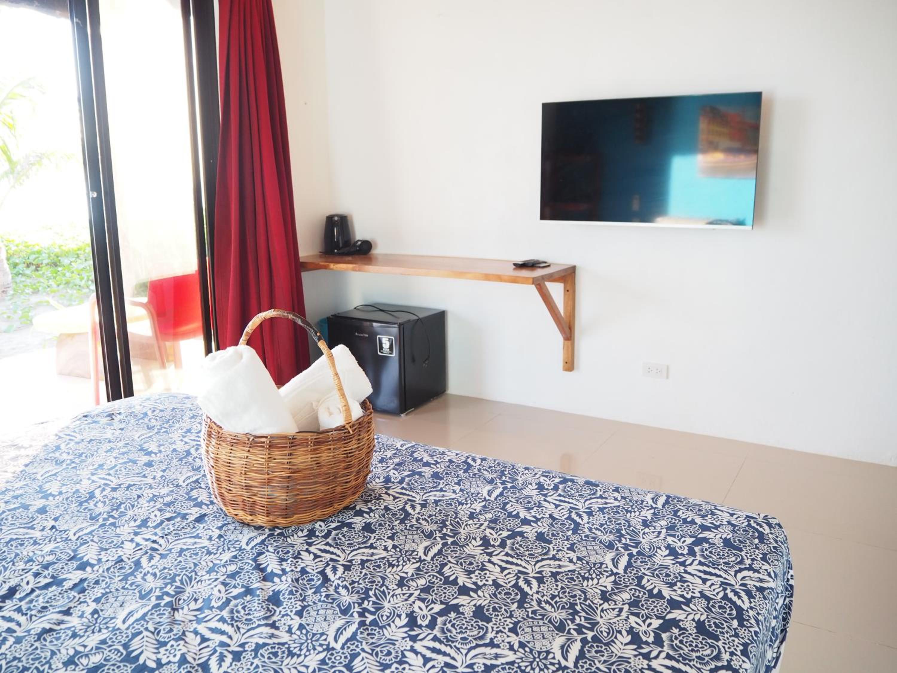 Footprints Beach Resort