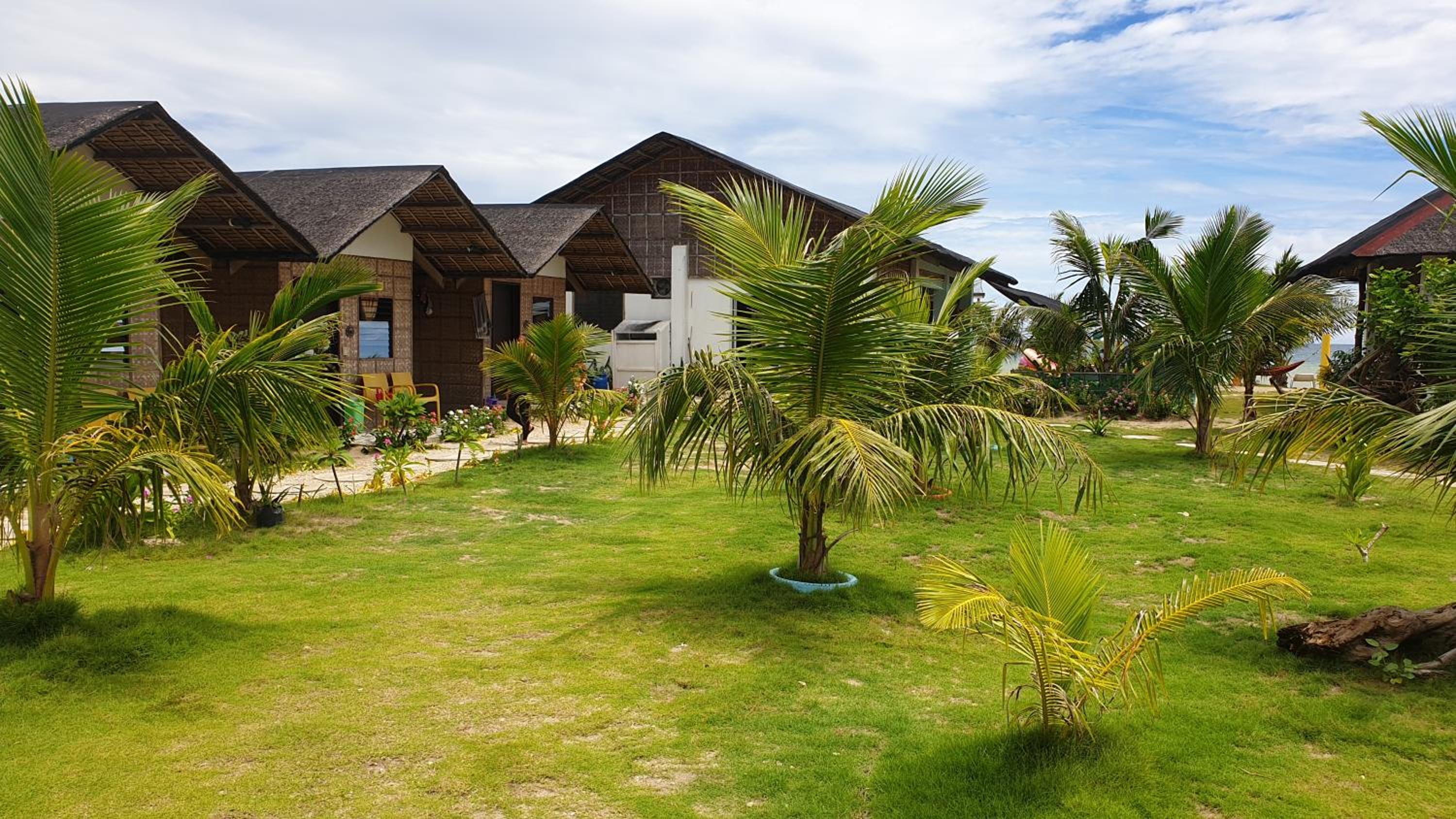 Footprints Beach Resort