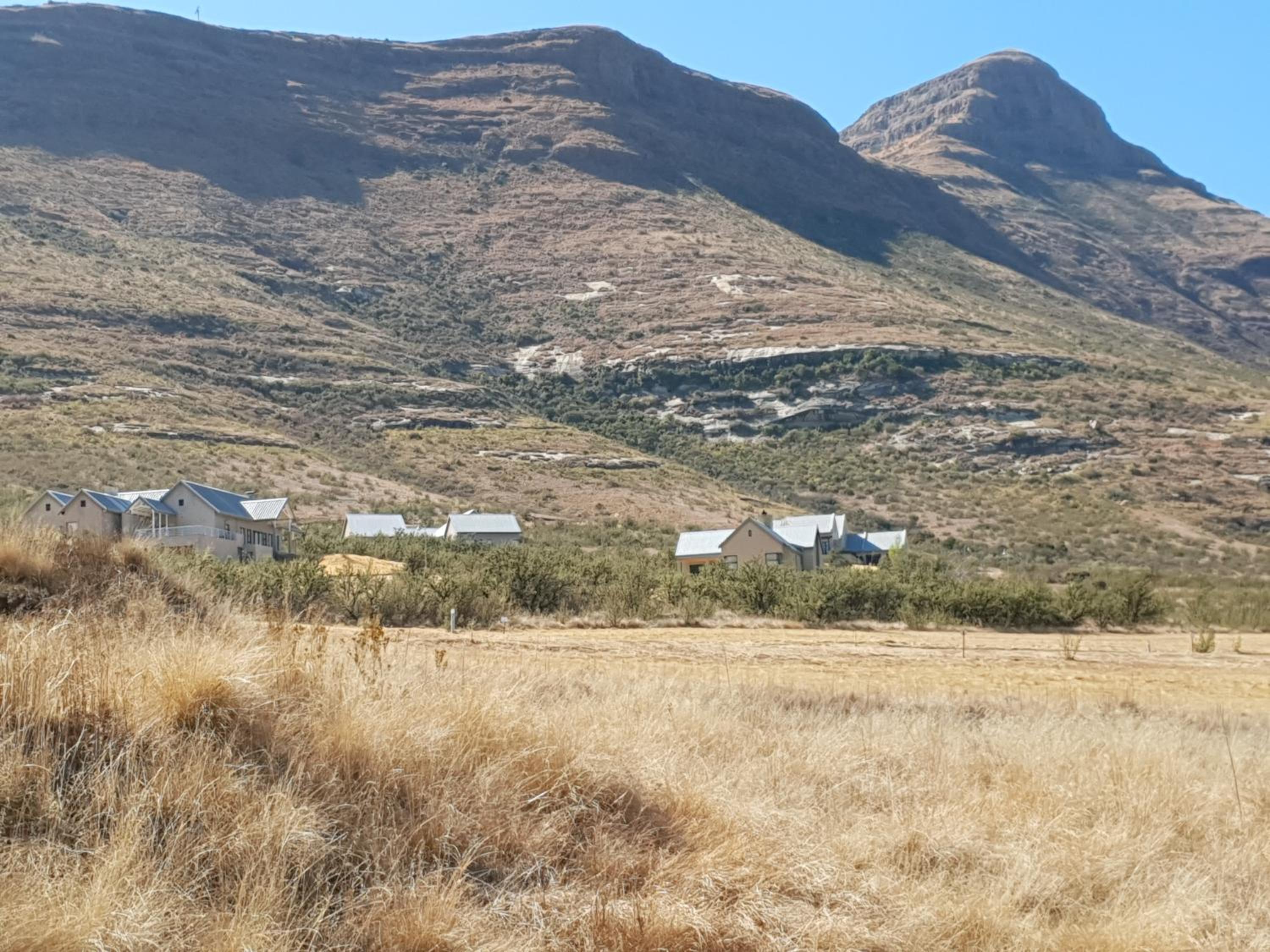 Cute and Quirky Clarens view 3