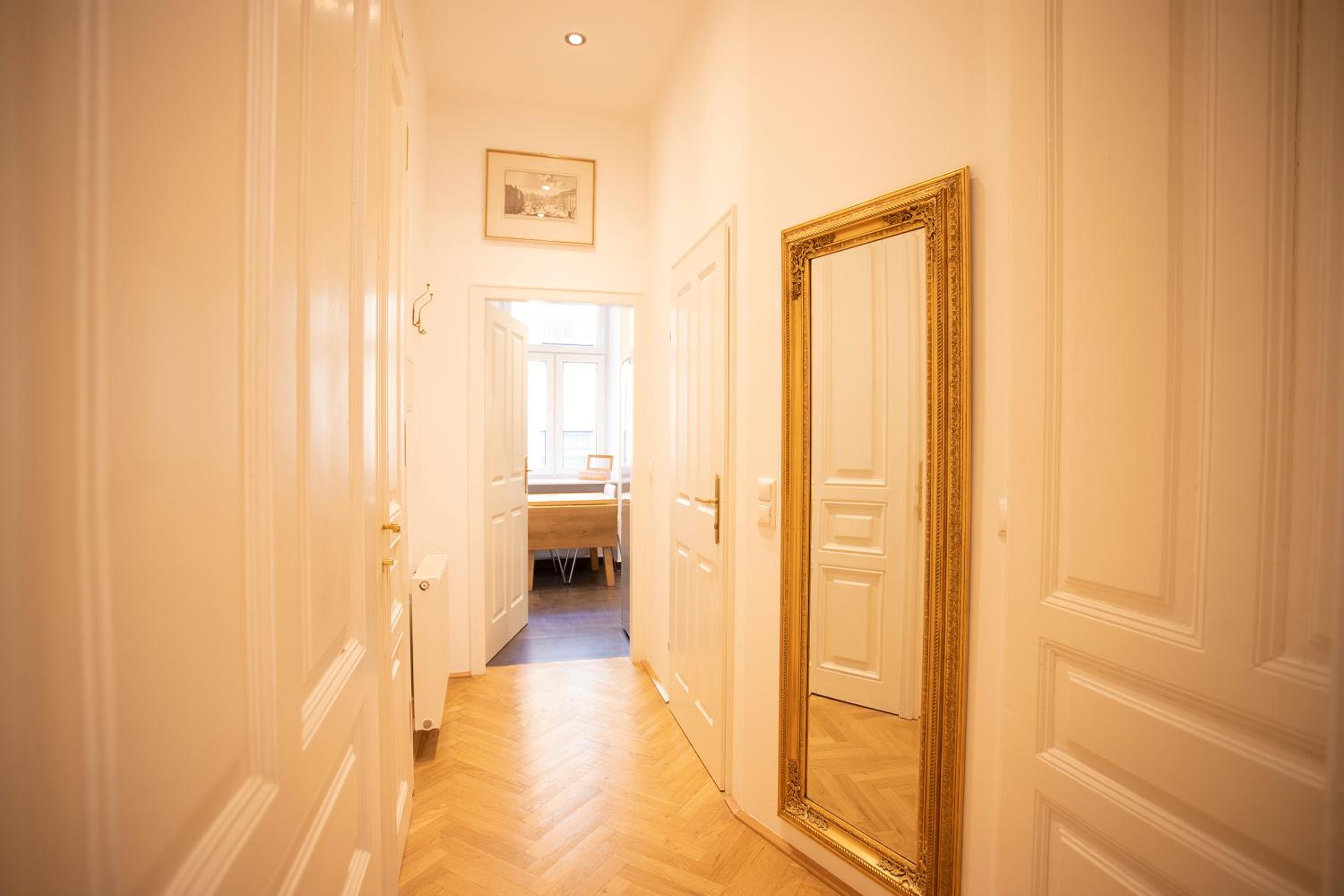 7th HEAVEN Vienna Center Apartments