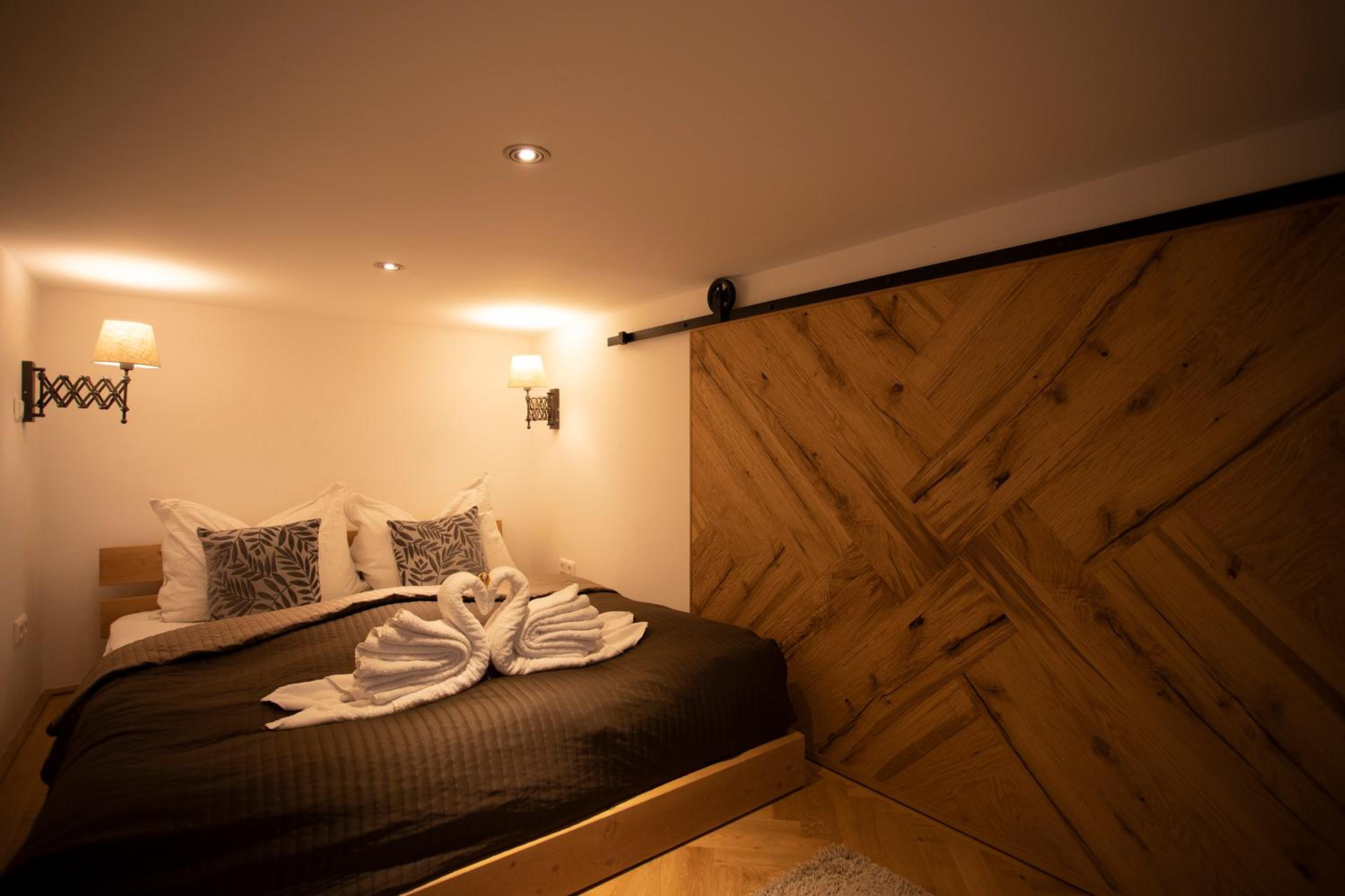7th HEAVEN Vienna Center Apartments