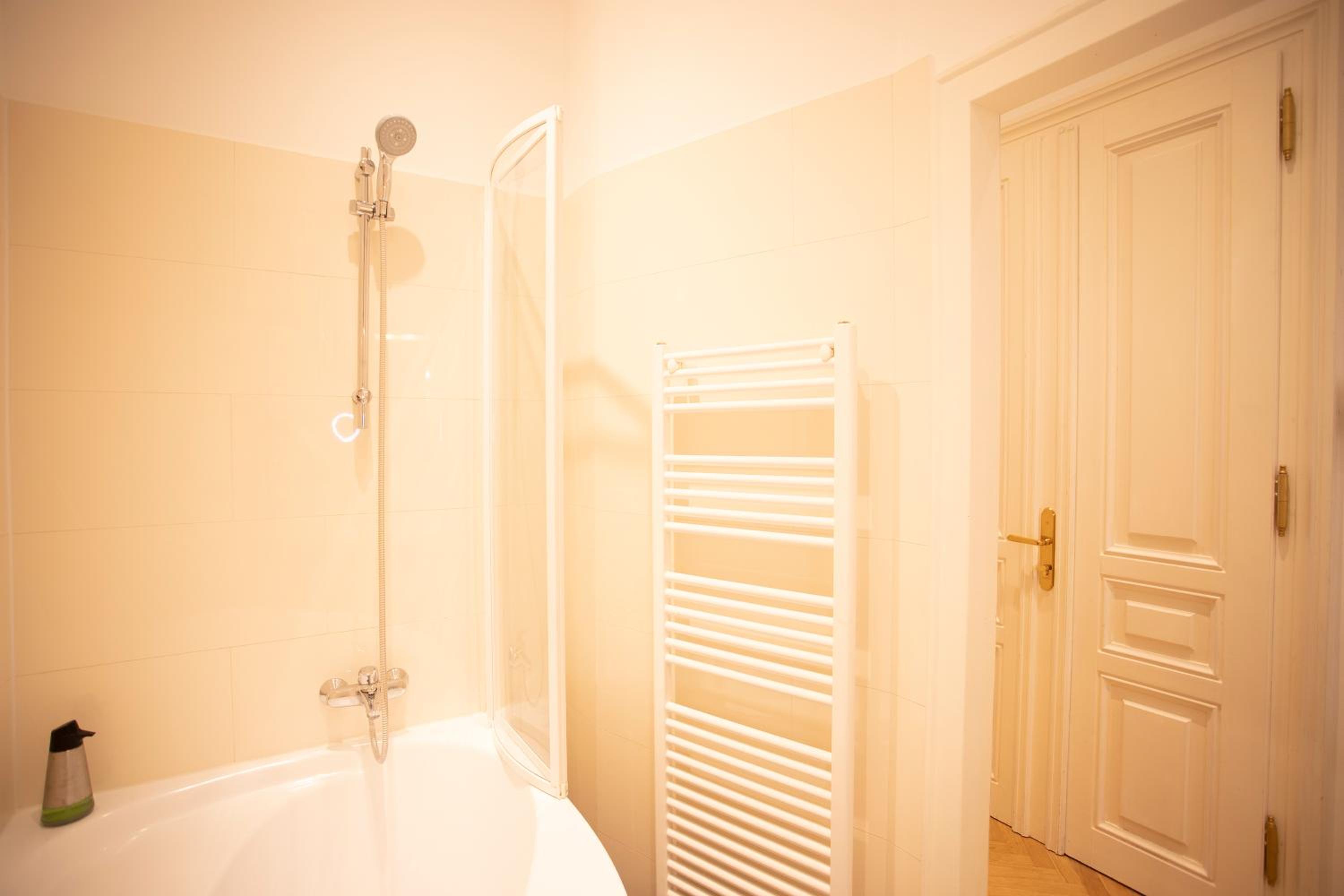 7th HEAVEN Vienna Center Apartments
