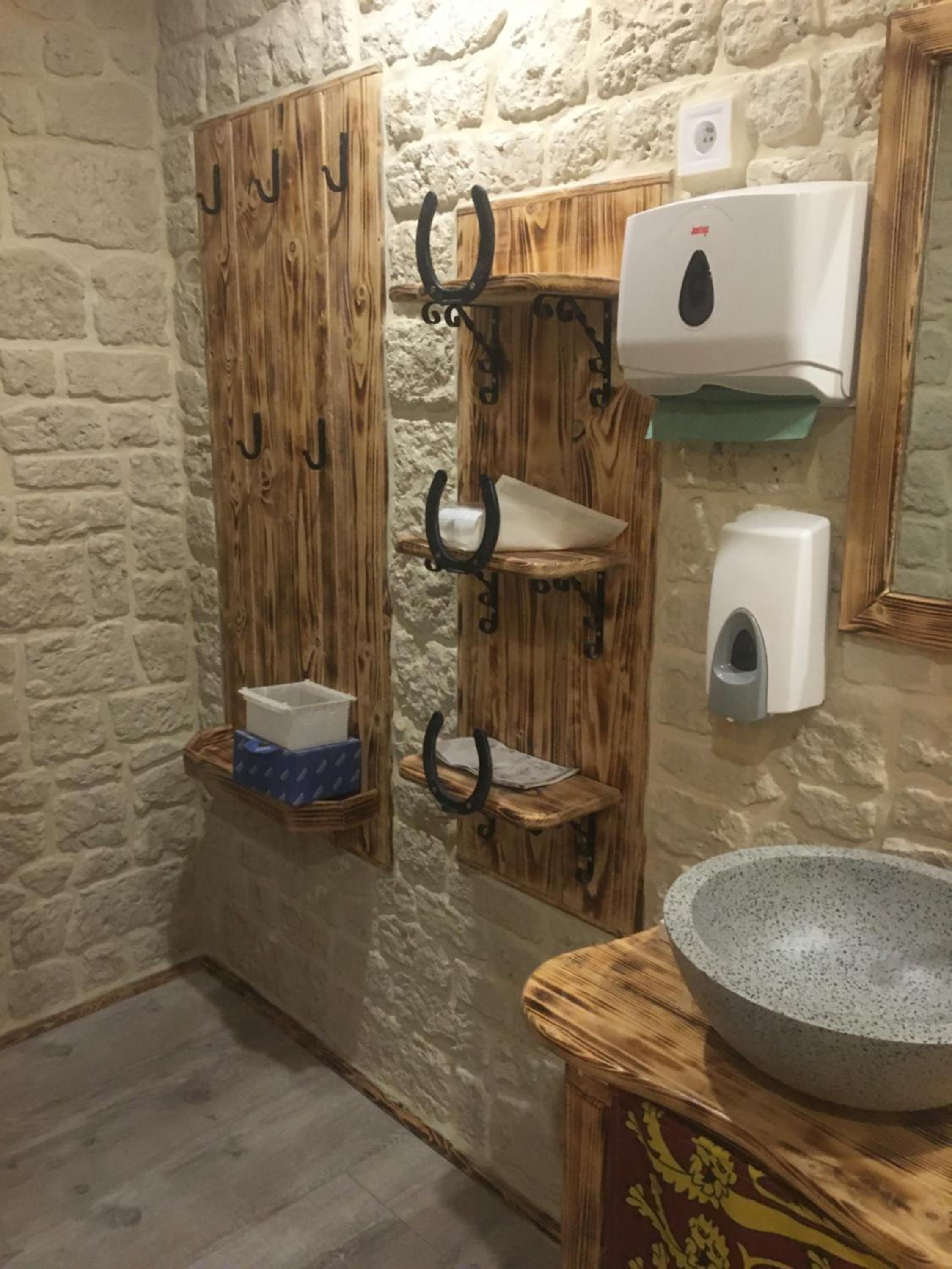 Photo 14