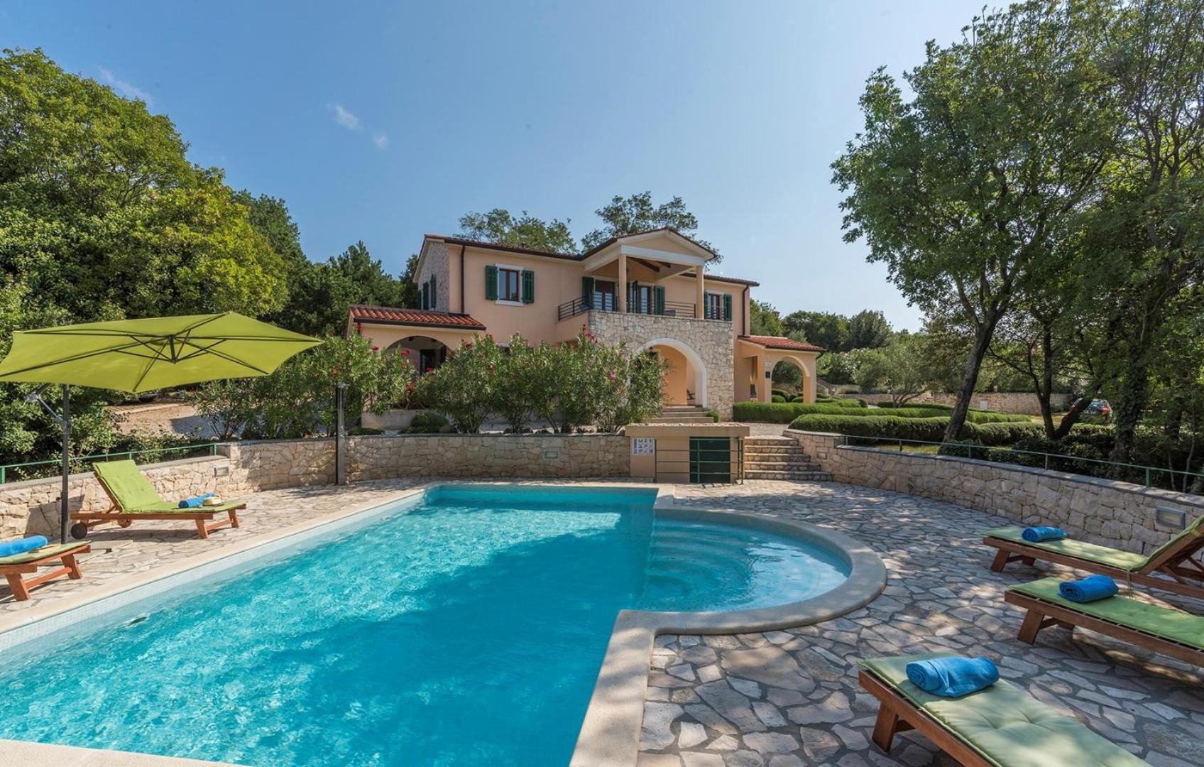 Villa Maggie Vlakovo view 4