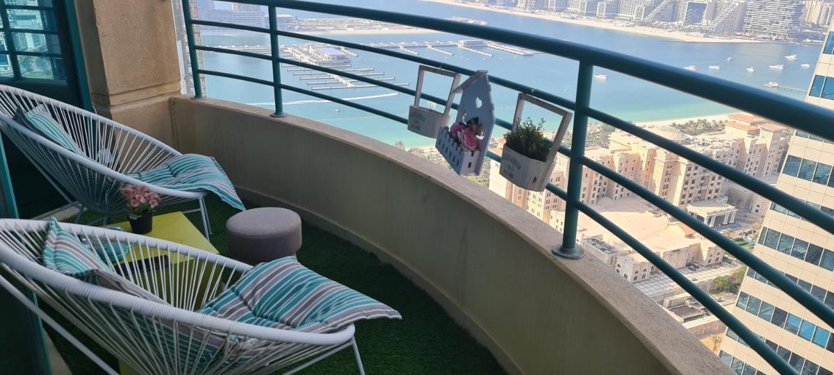 Green Sky Hostel