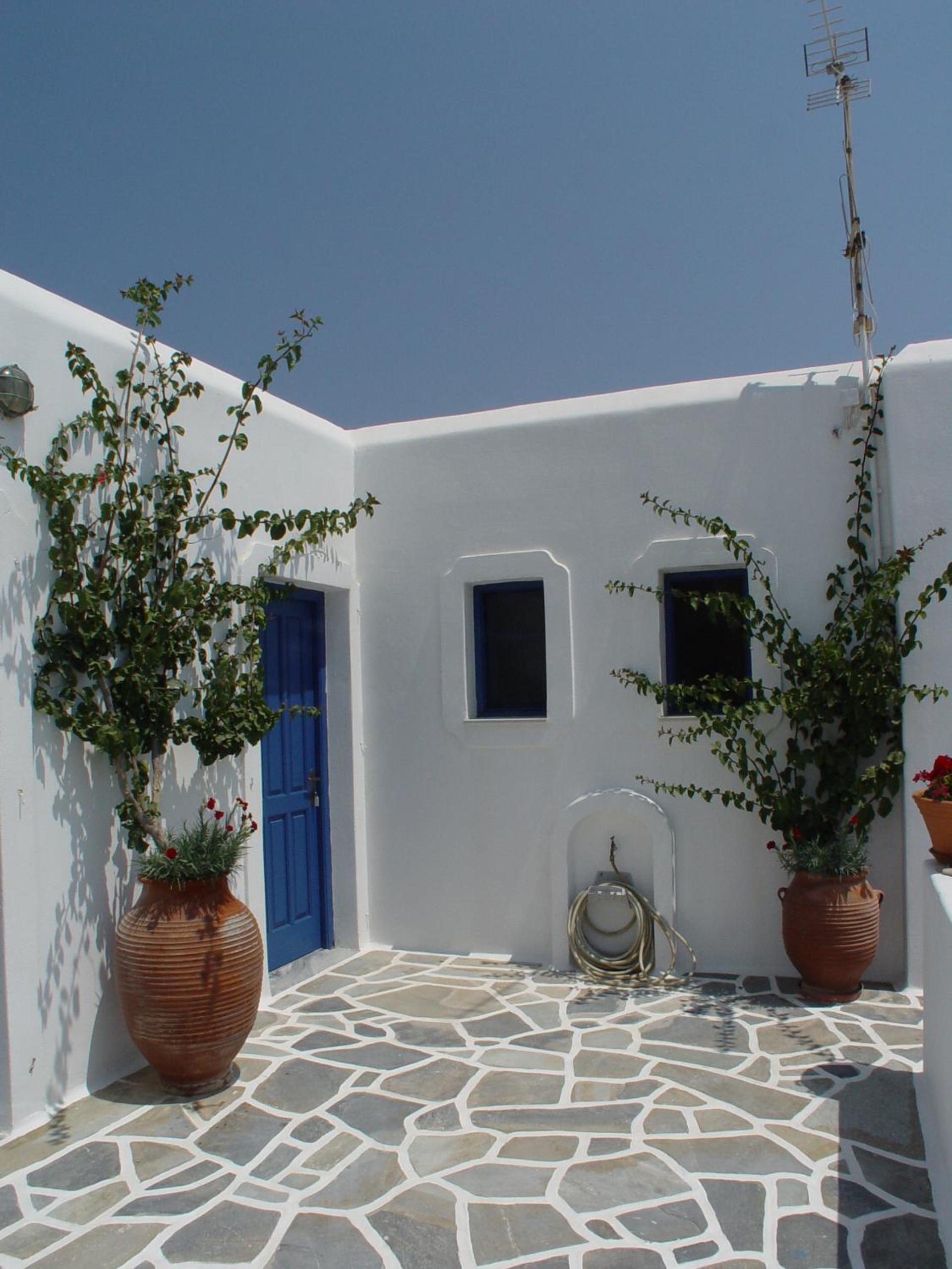 Ragoussis House