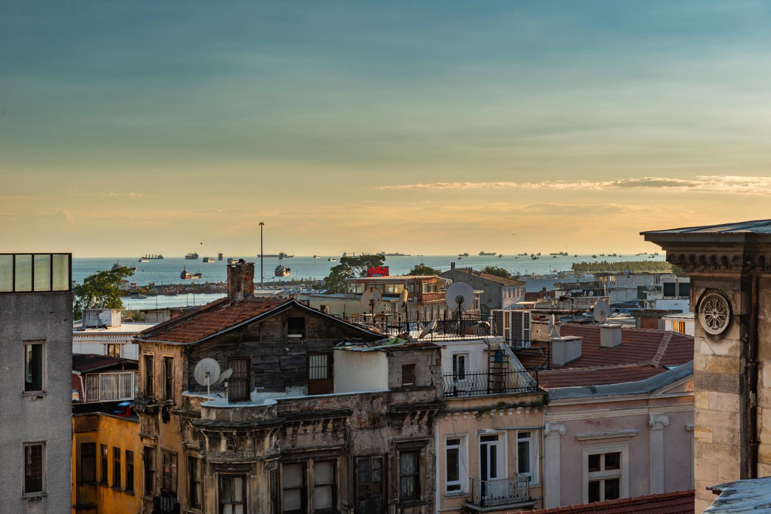 Gloria Suites Old City - Image 35