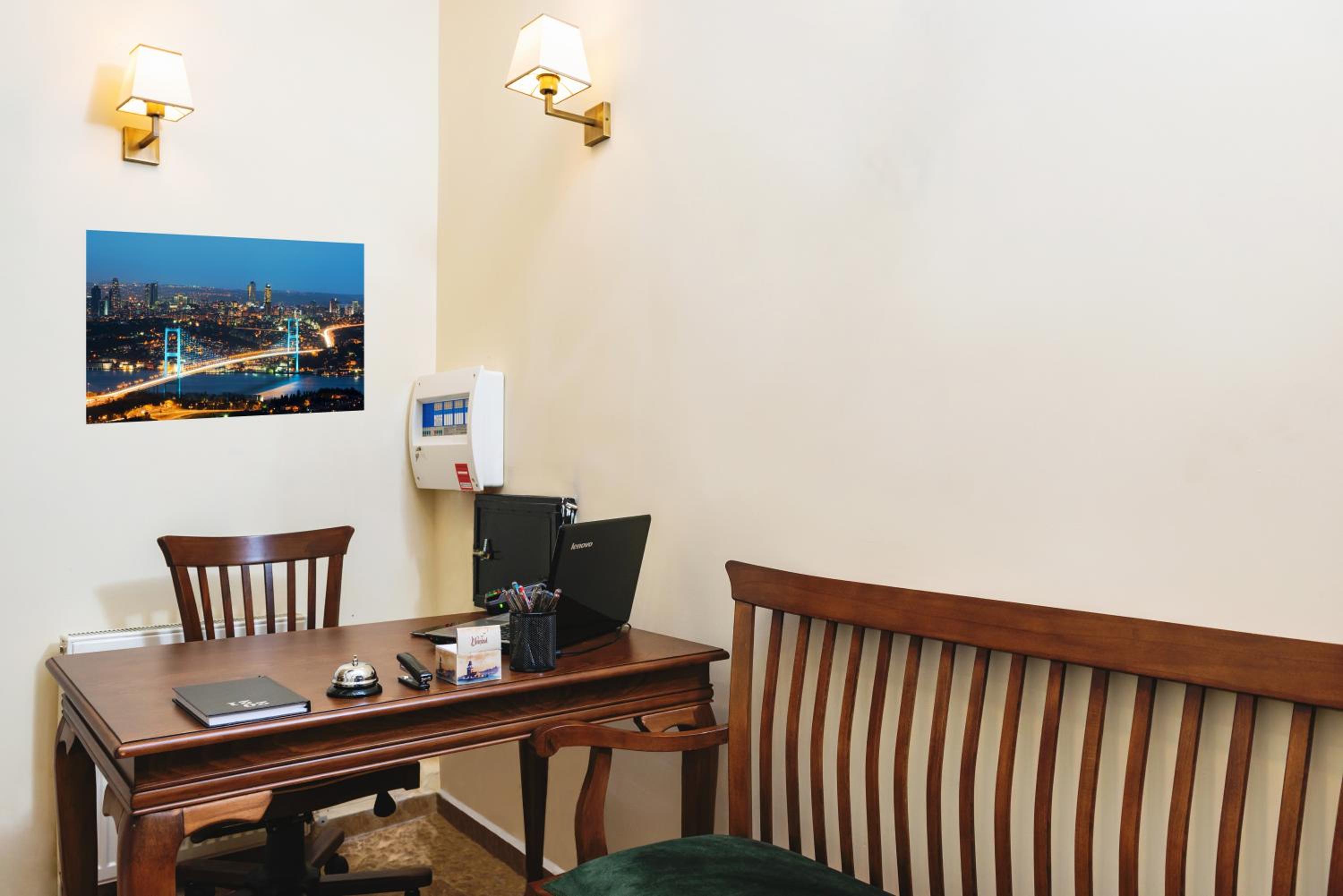 Gloria Suites Old City - Image 26