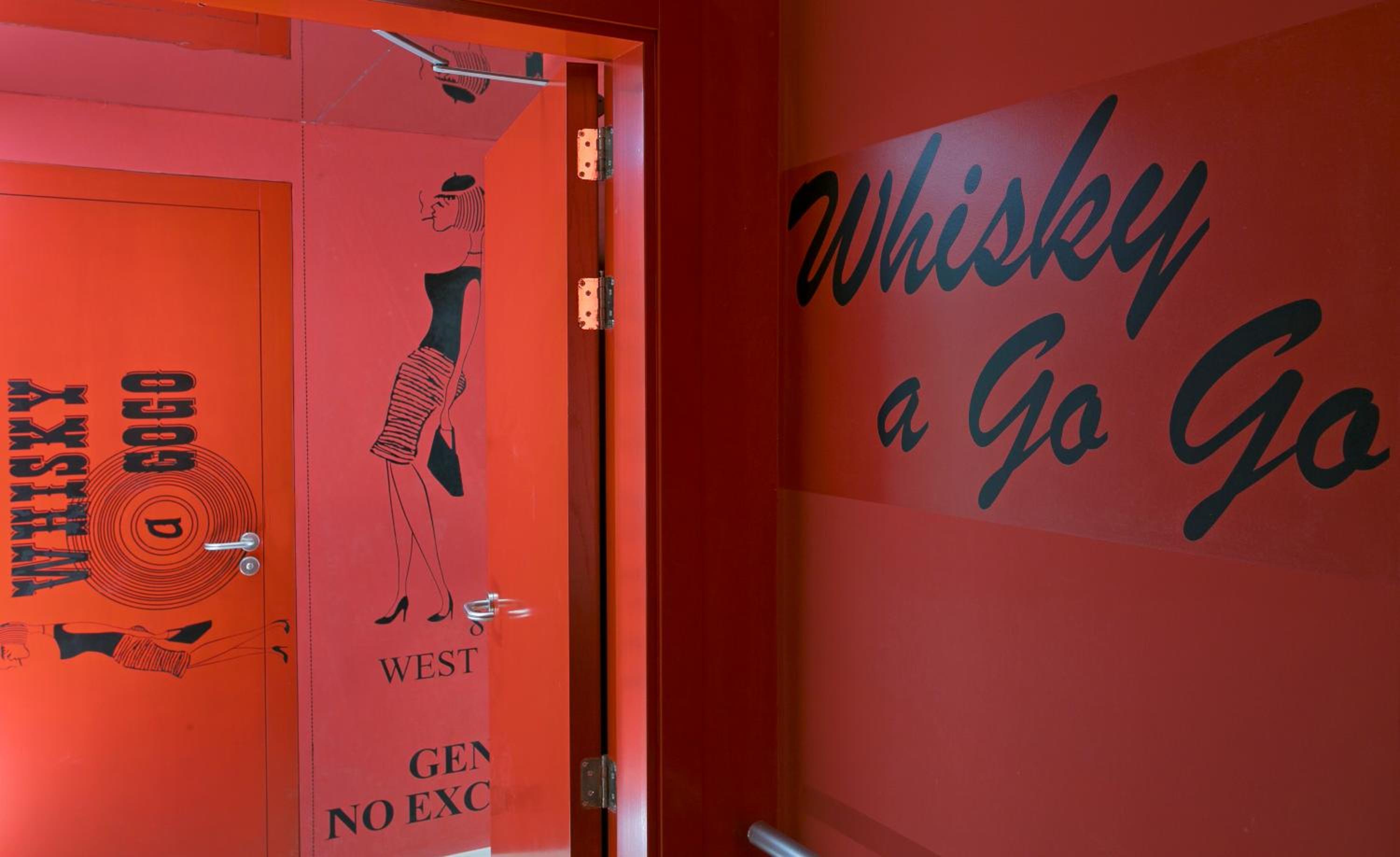 Sant Jordi Hostels Rock Palace