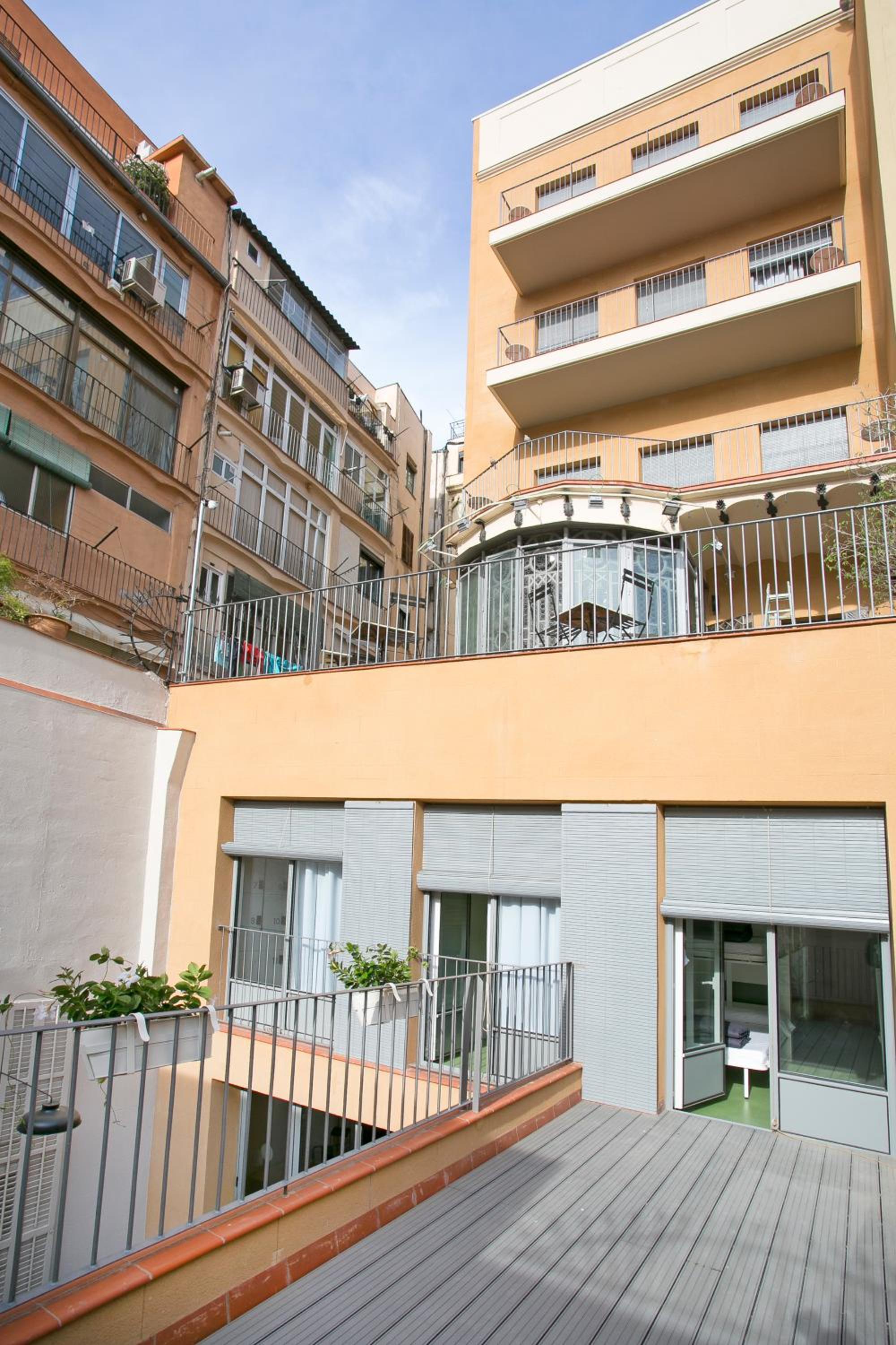 Sant Jordi Hostels Rock Palace