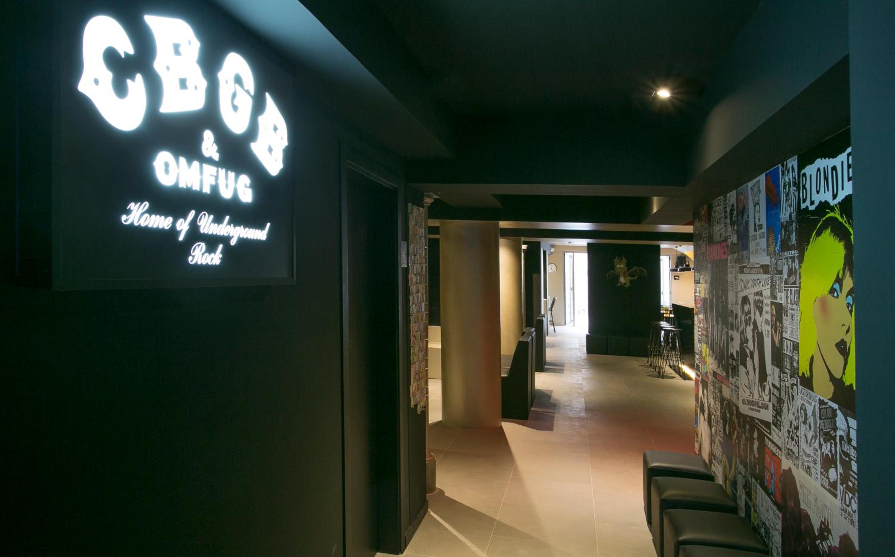 Sant Jordi Hostels Rock Palace
