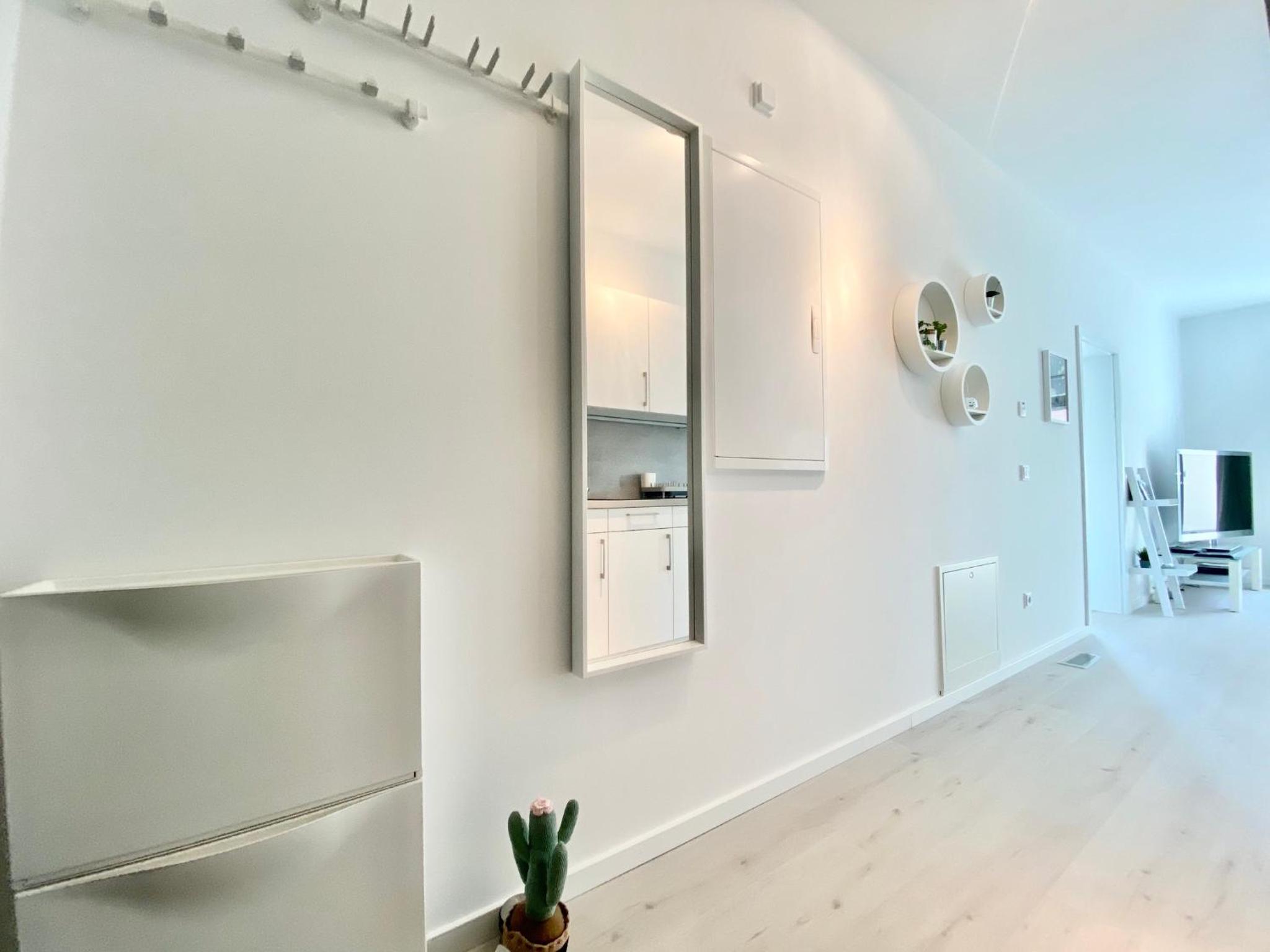 modernes Apartment, Terrasse und Garten am Lilienthalpark im Südwesten Berlins