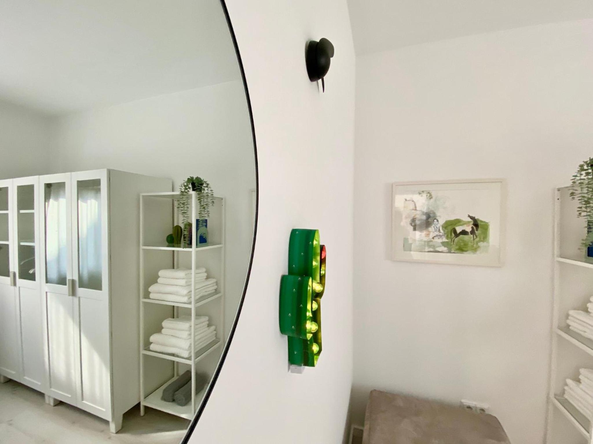 modernes Apartment, Terrasse und Garten am Lilienthalpark im Südwesten Berlins