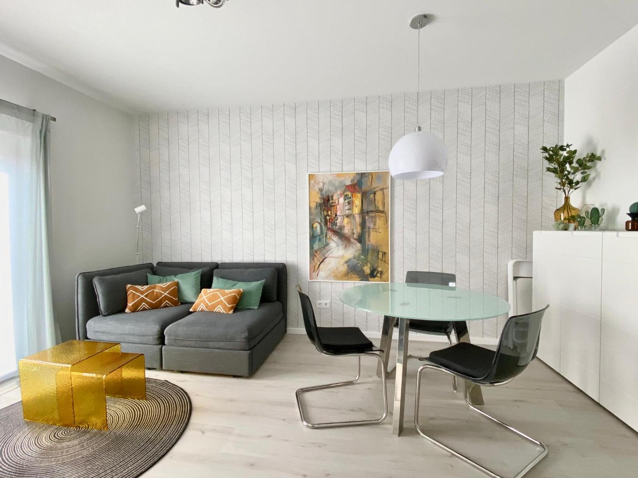 modernes Apartment, Terrasse und Garten am Lilienthalpark im Südwesten Berlins