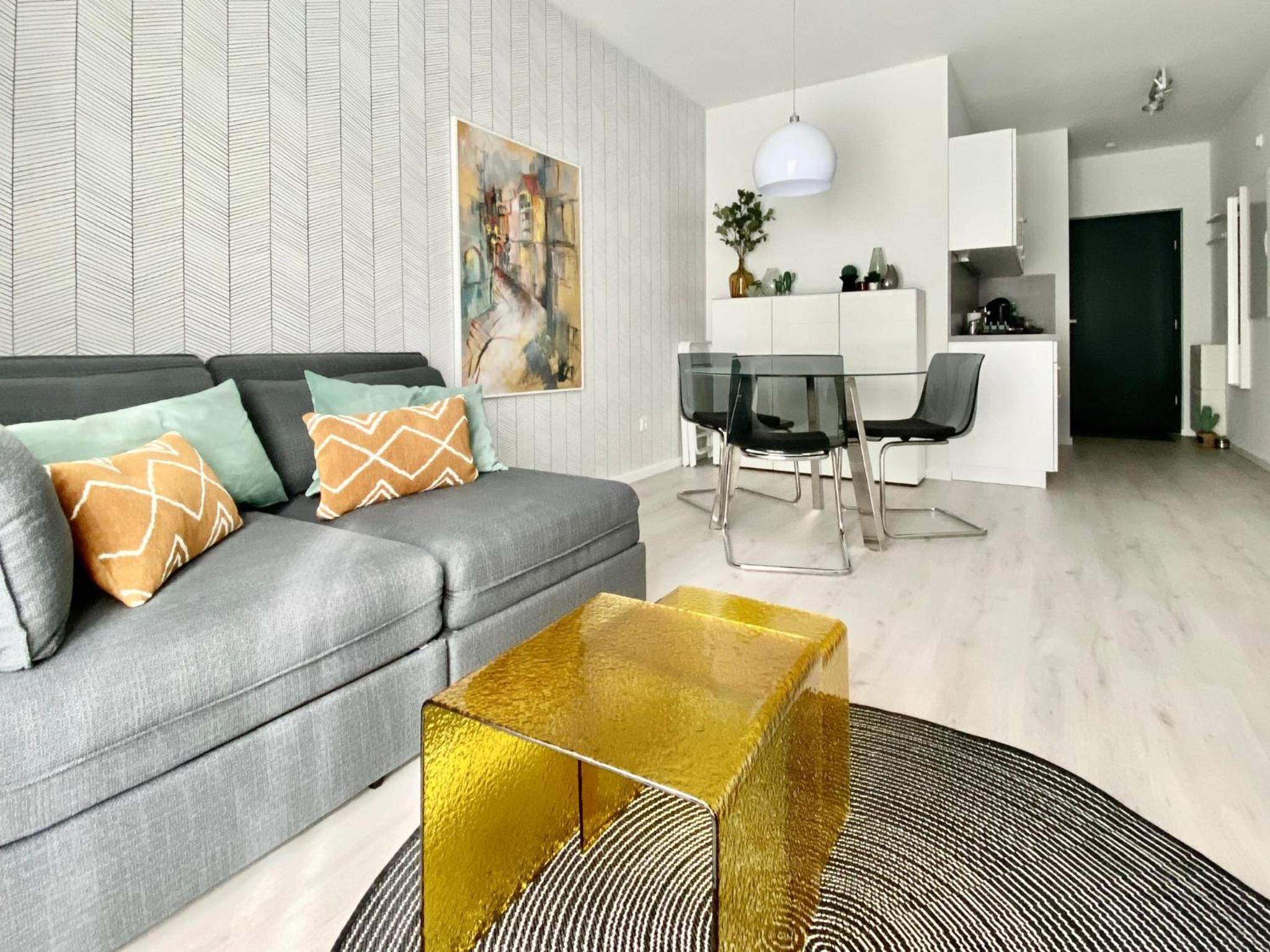 modernes Apartment, Terrasse und Garten am Lilienthalpark im Südwesten Berlins