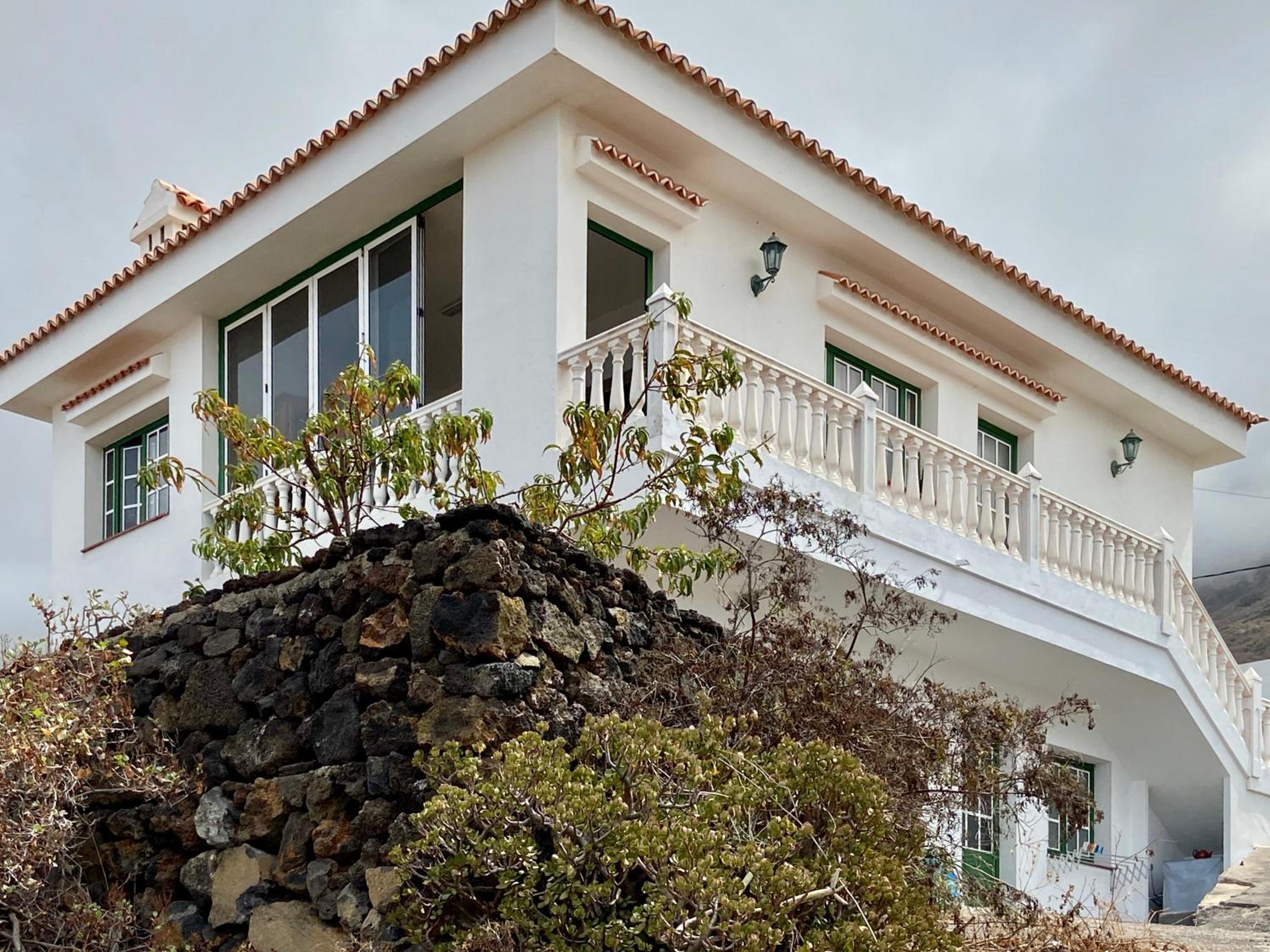 CASA PACO Y NINA view 2