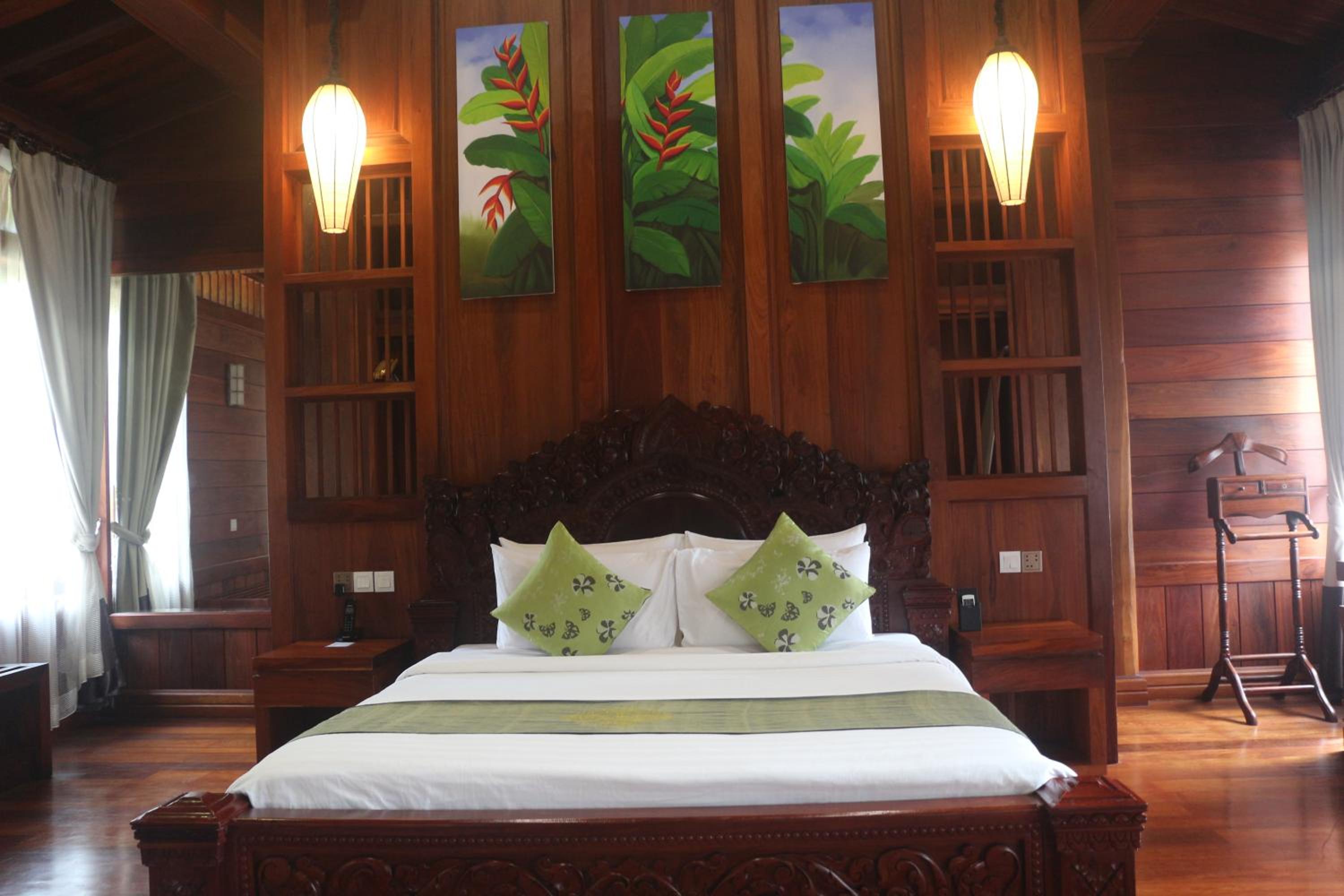 Try Palace Resort Kep