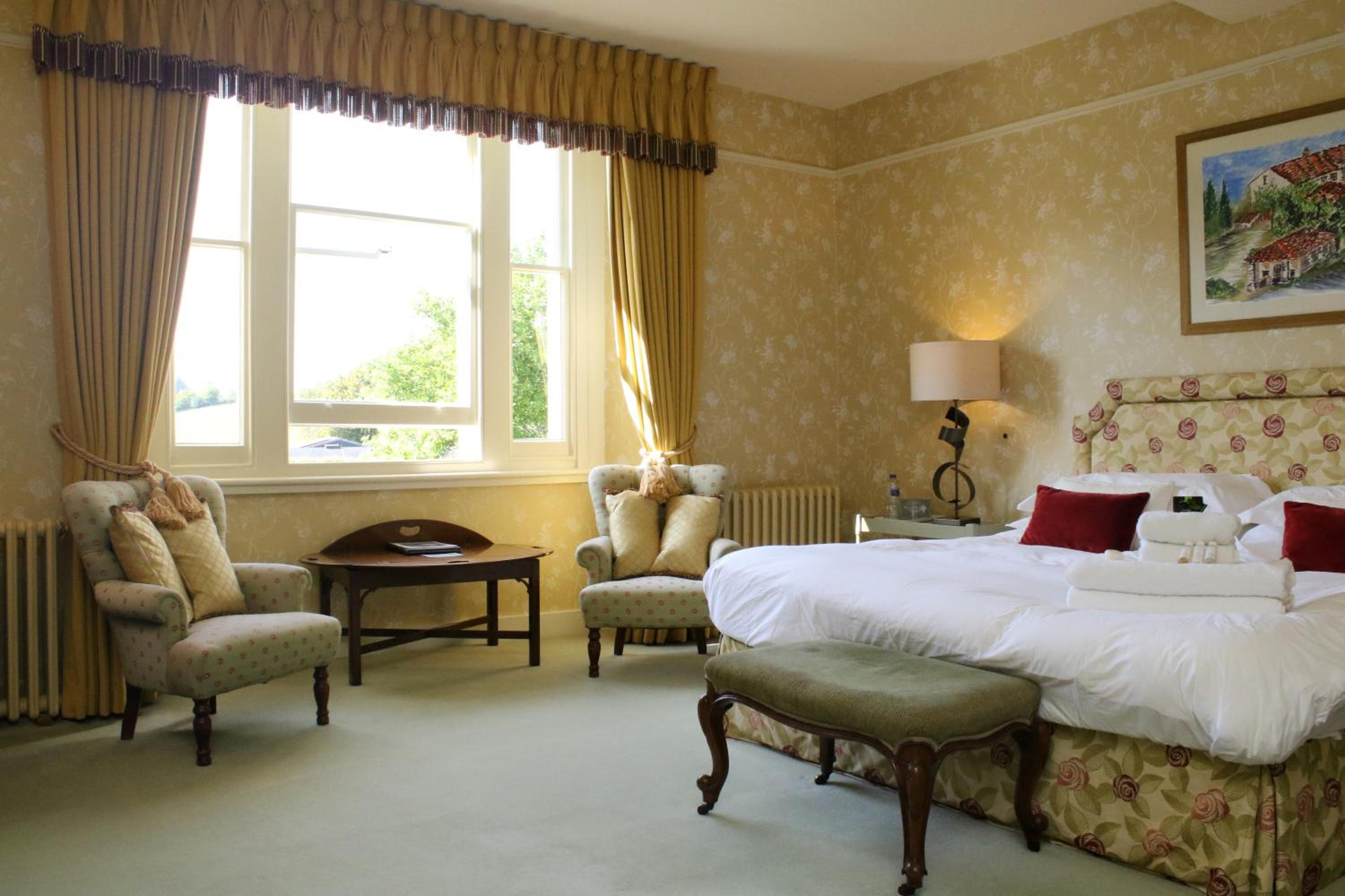 Aylworth Manor
