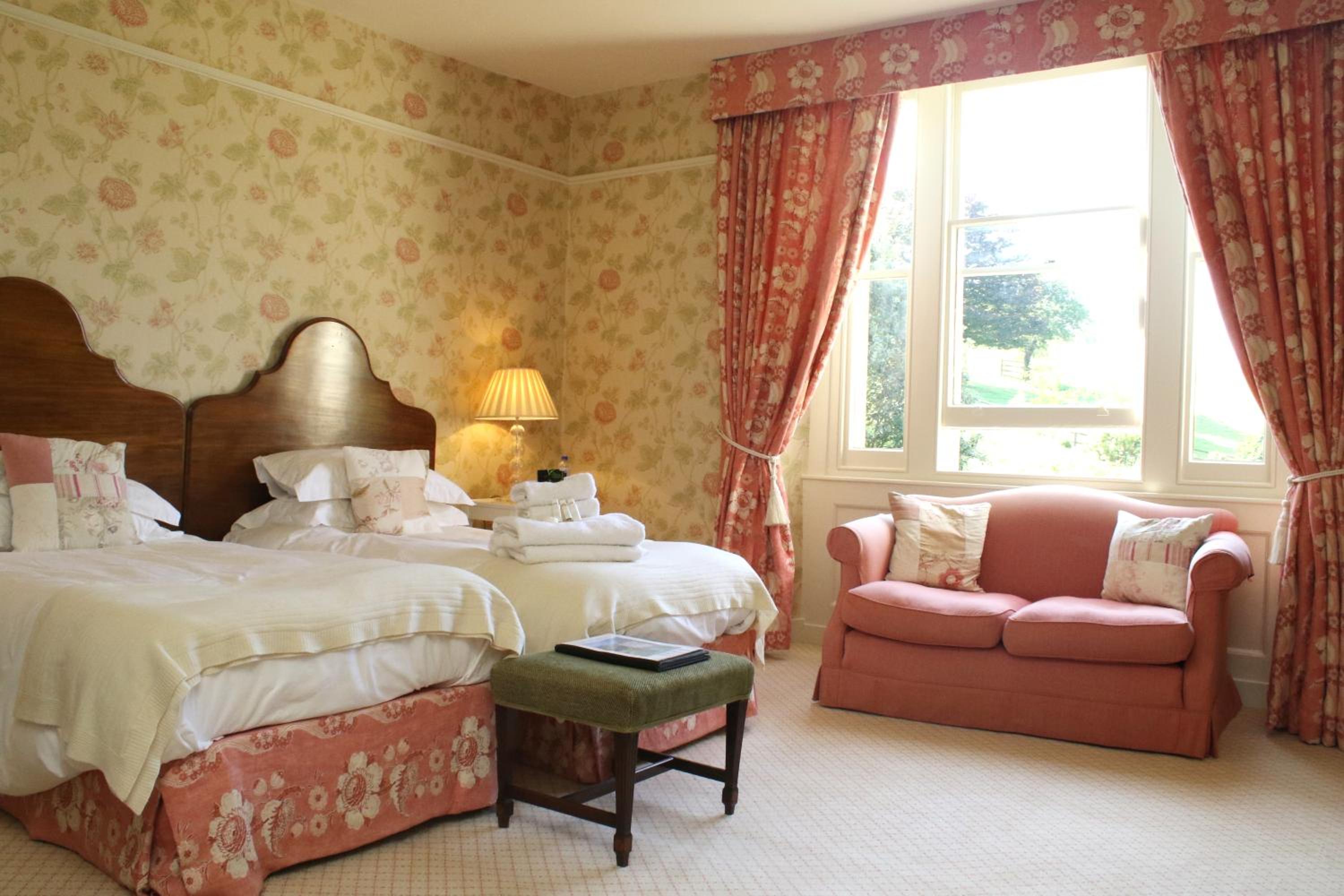 Aylworth Manor
