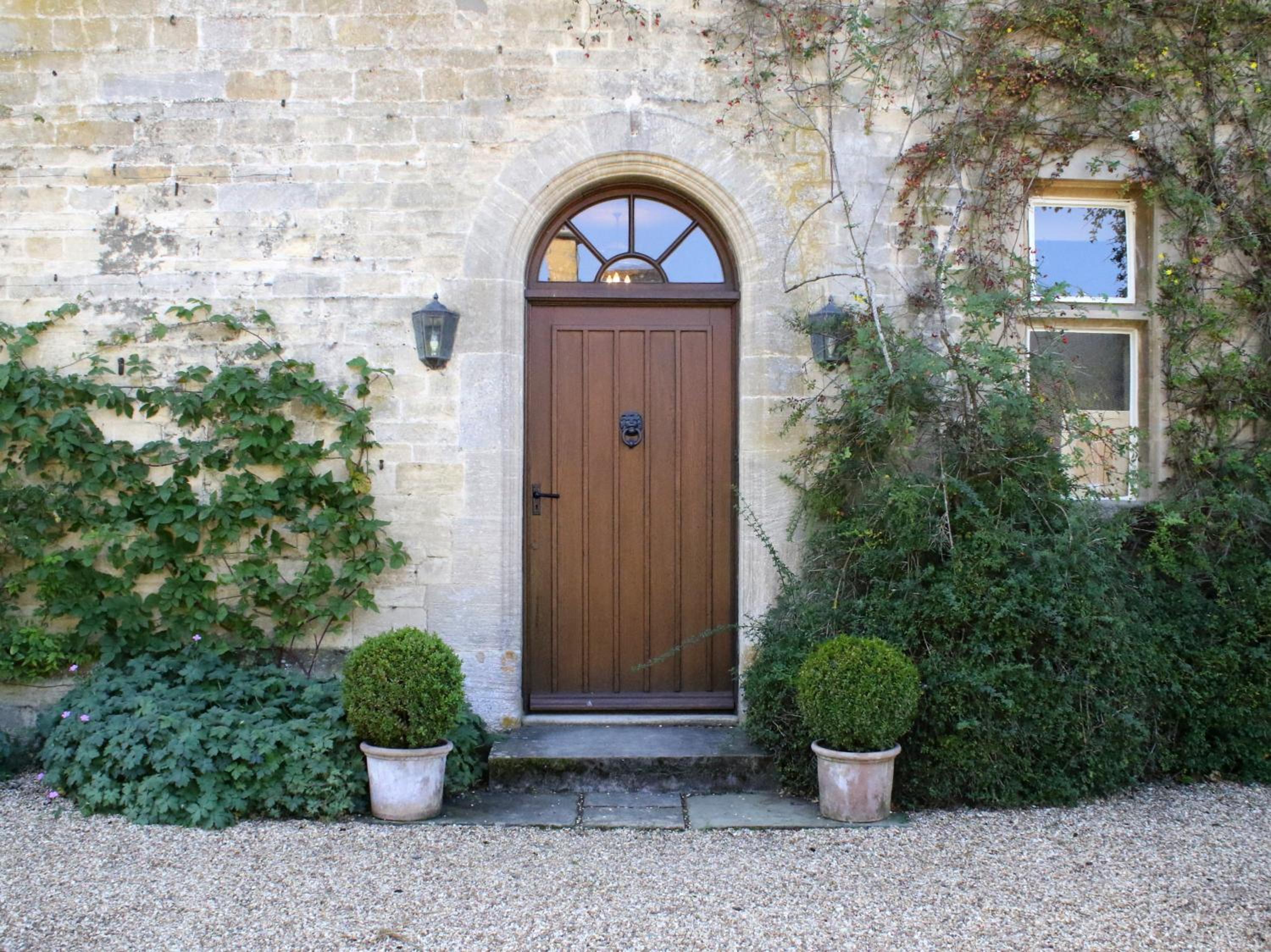 Aylworth Manor