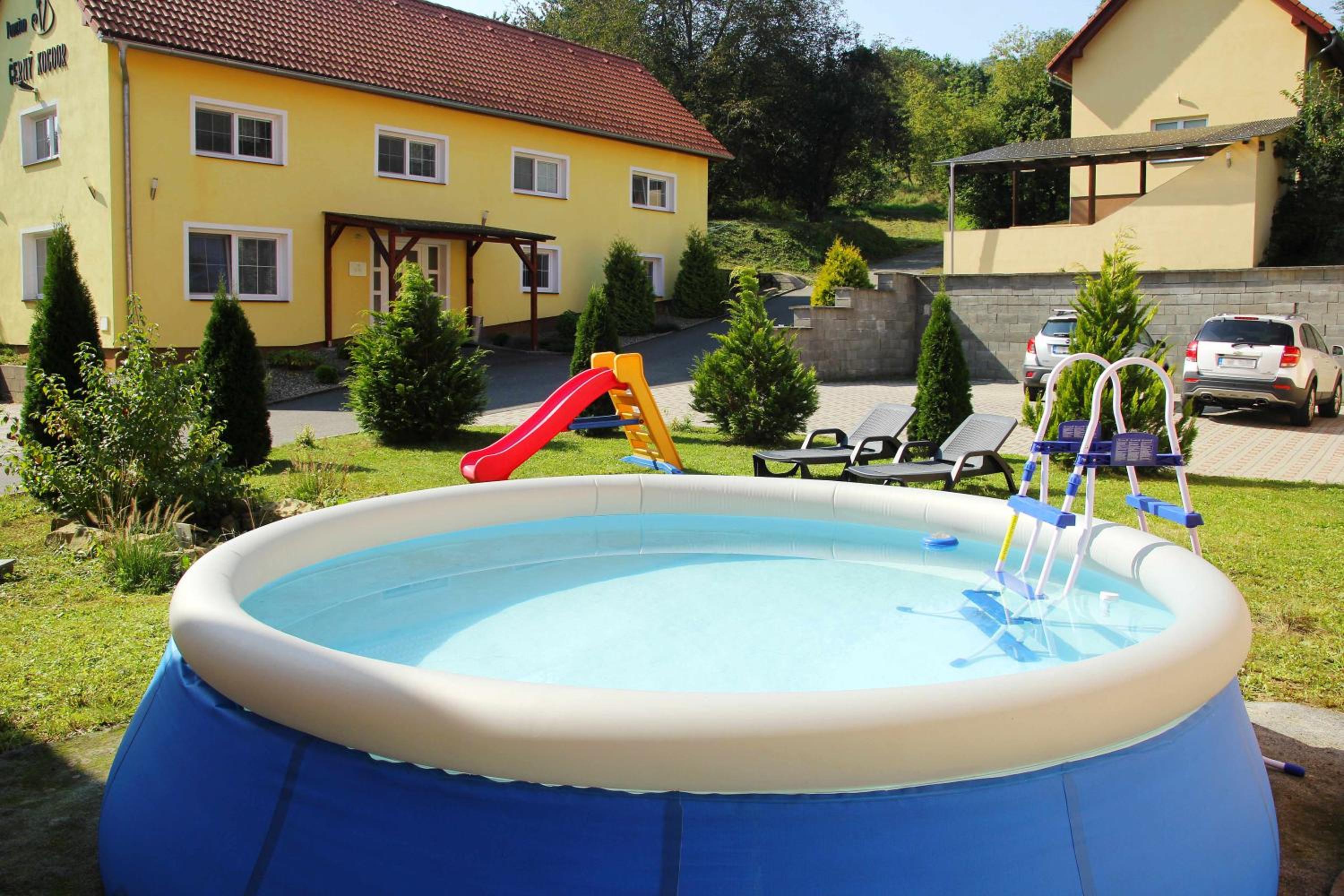 Černý Kocour Apart hotel view 2