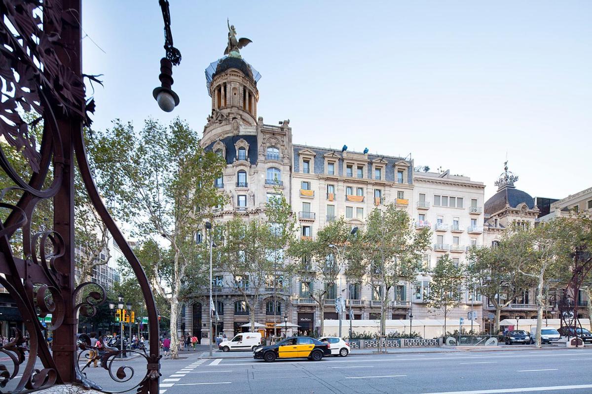Modernismo Paseo de Gracia photo 2