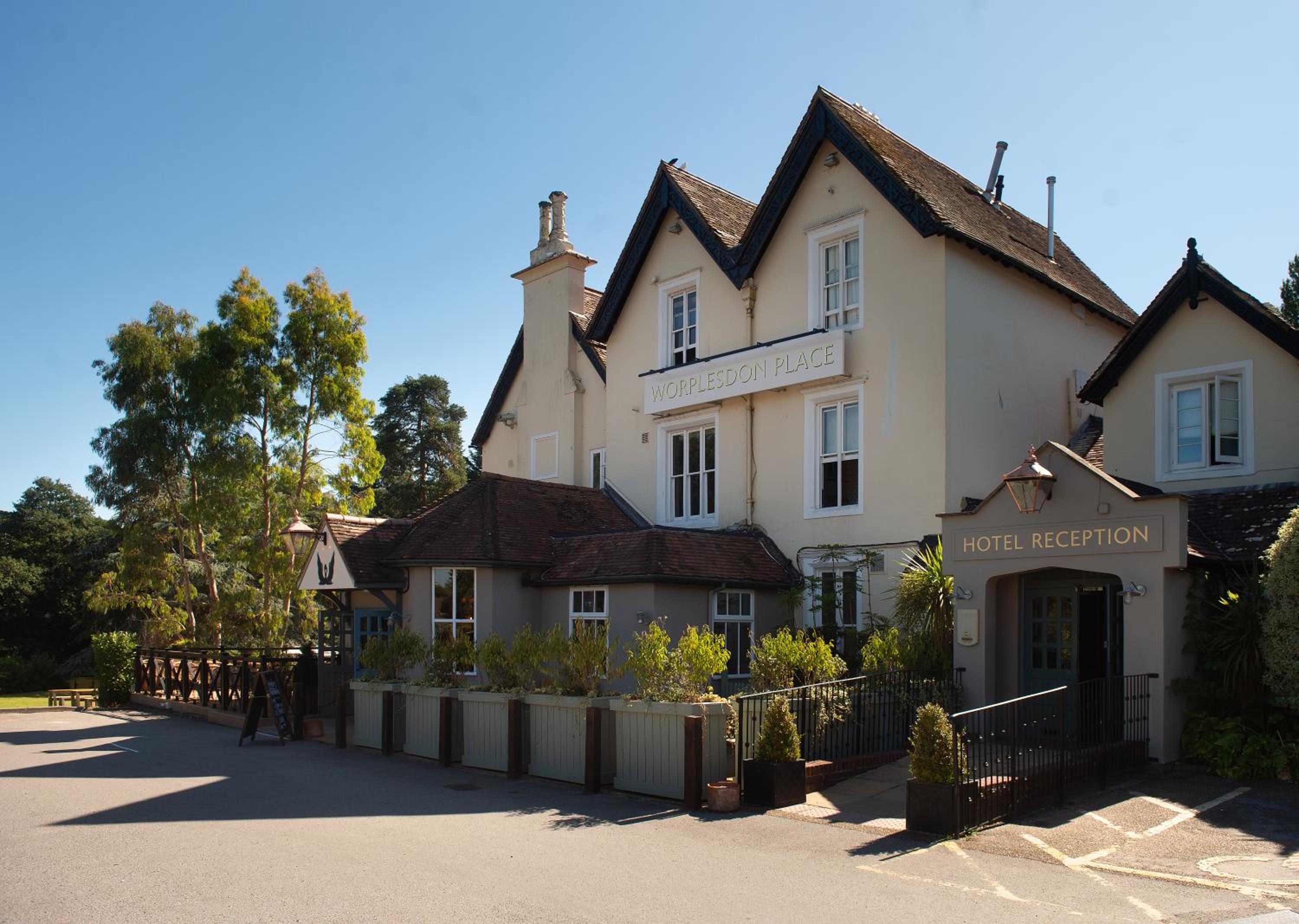 Guildford Vacations - Worplesdon Place Hotel - Property Image 1