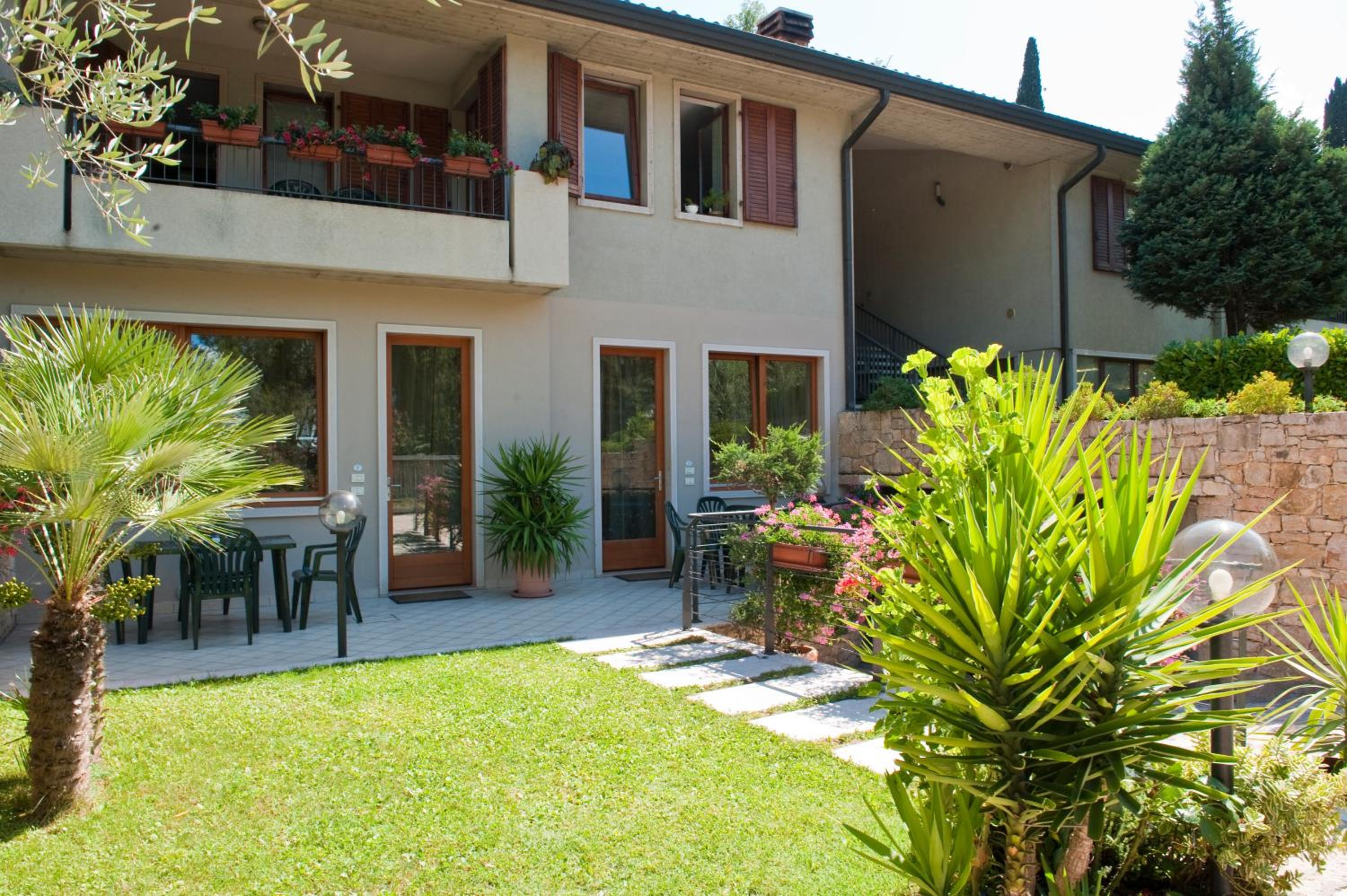 Casa Facchinetti Blue apartment view 2