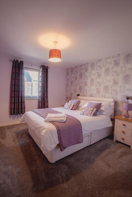 2 Bed Blackburn Village Apt With Wifi & Parking view 4