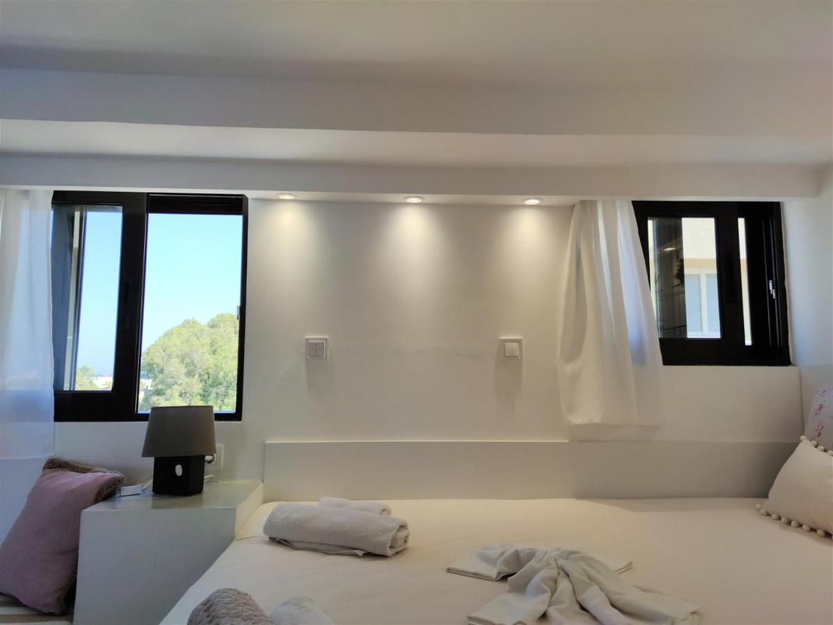 7. Luxurious sea view rooftop suite in the center! photo 5