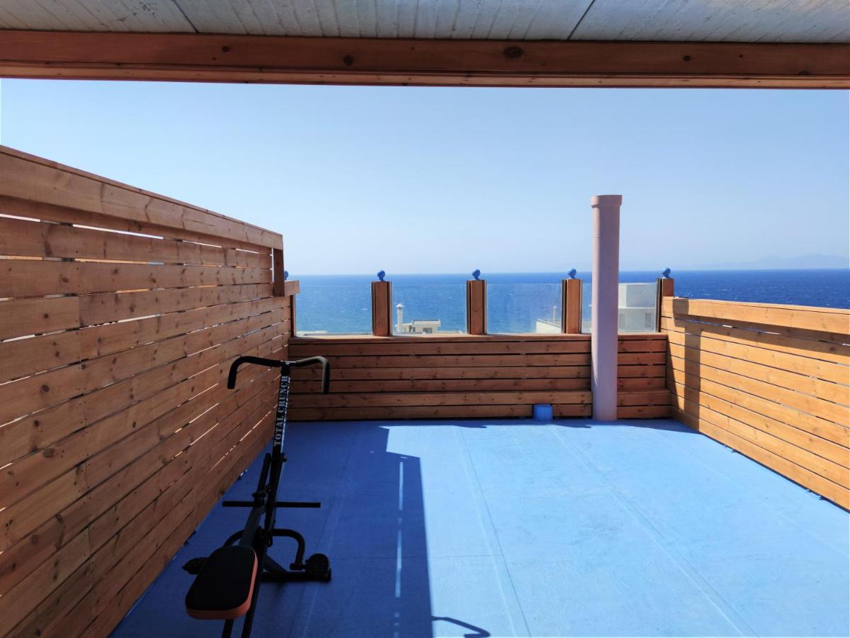 7. Luxurious sea view rooftop suite in the center! photo 2