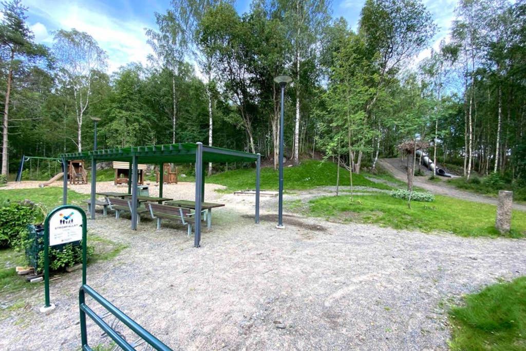 Photo 8