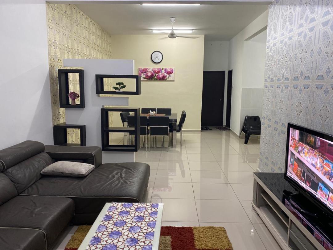 Homestay ayer keroh mitc photo 1