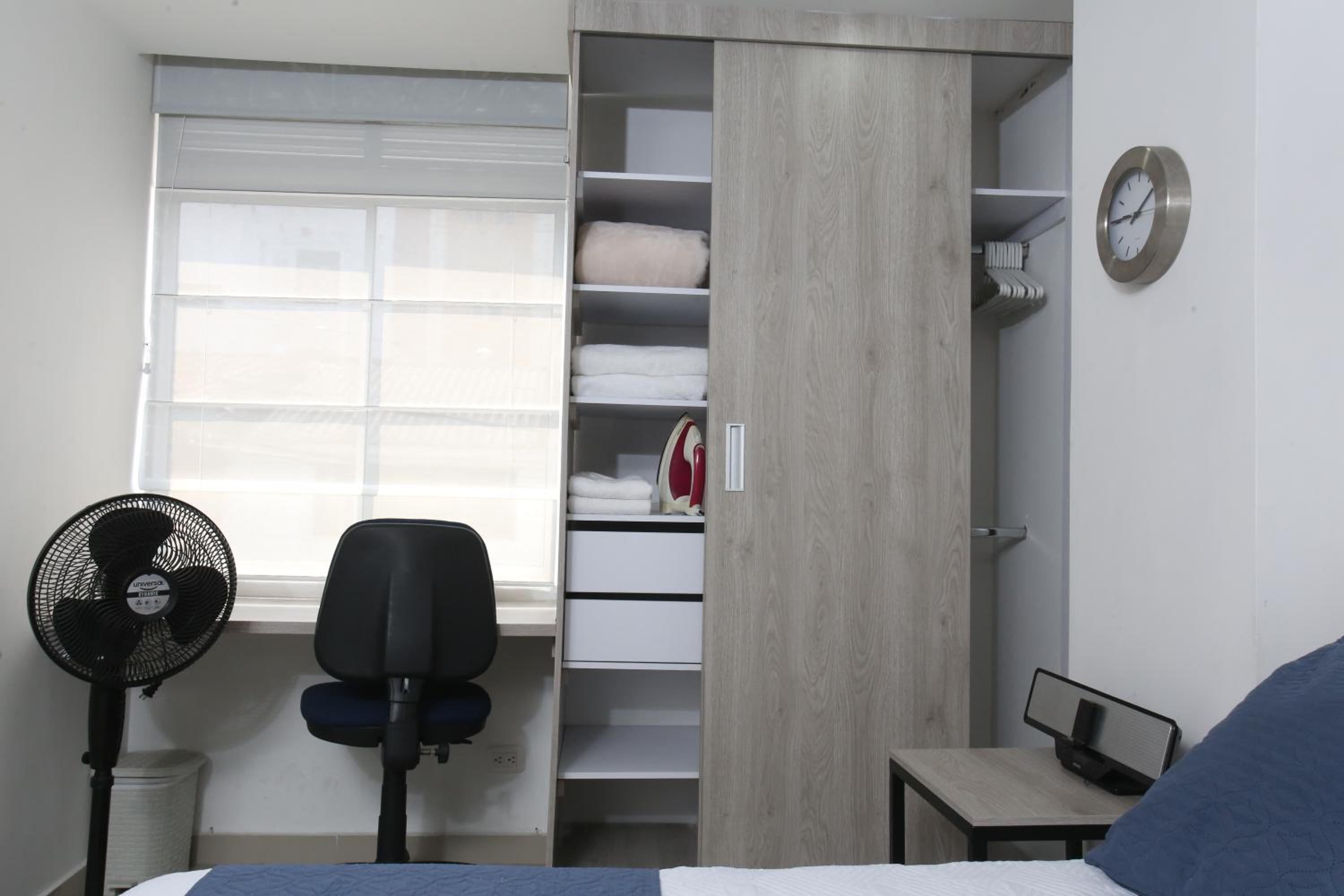 Photo 12