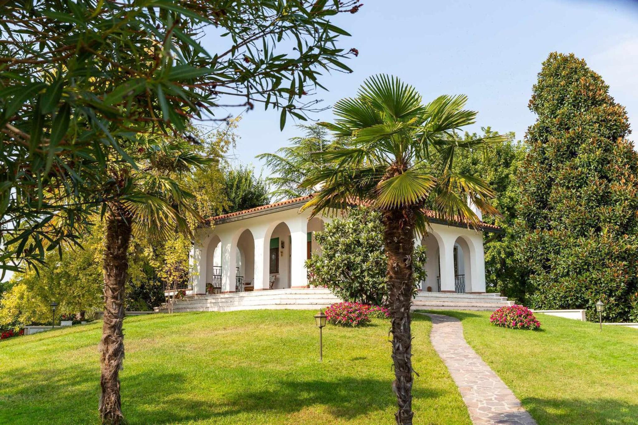 VILLA MAGNOLIA