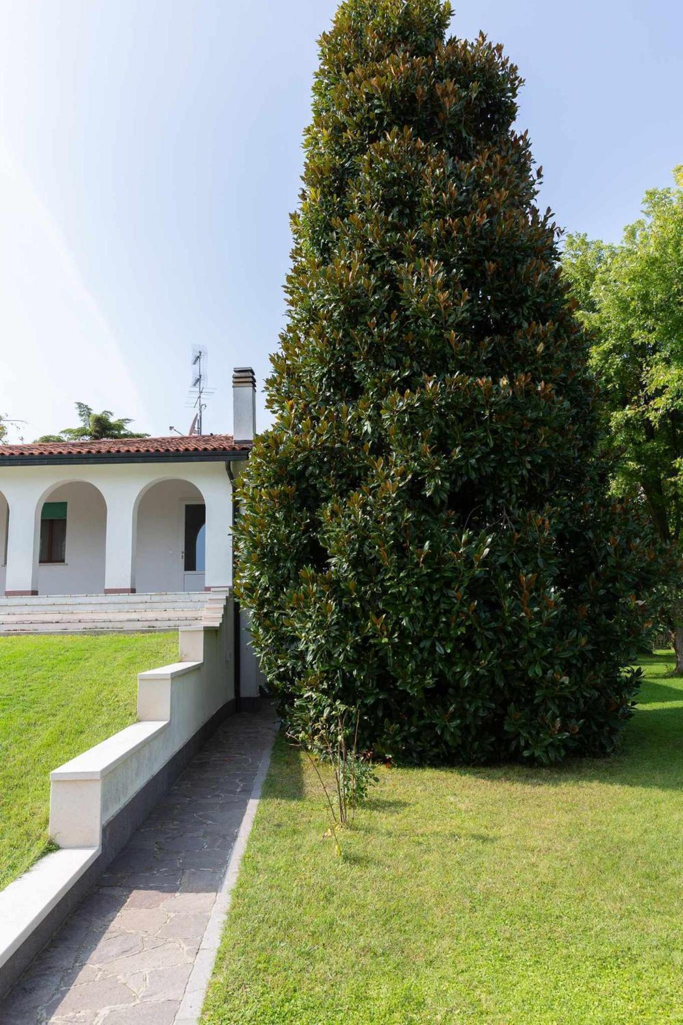 VILLA MAGNOLIA