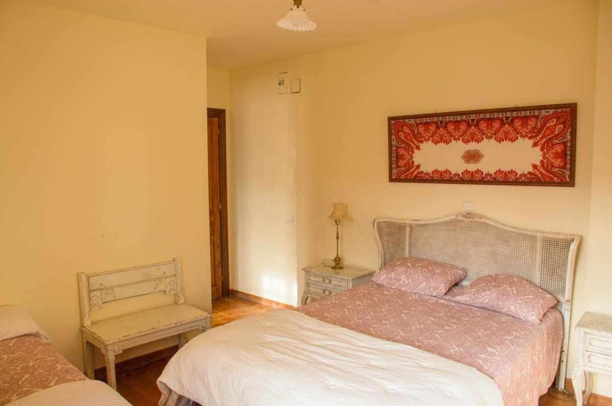 Casa rural Casaplana, hasta 23pax, con piscina, Zona Prepirineo aragonés