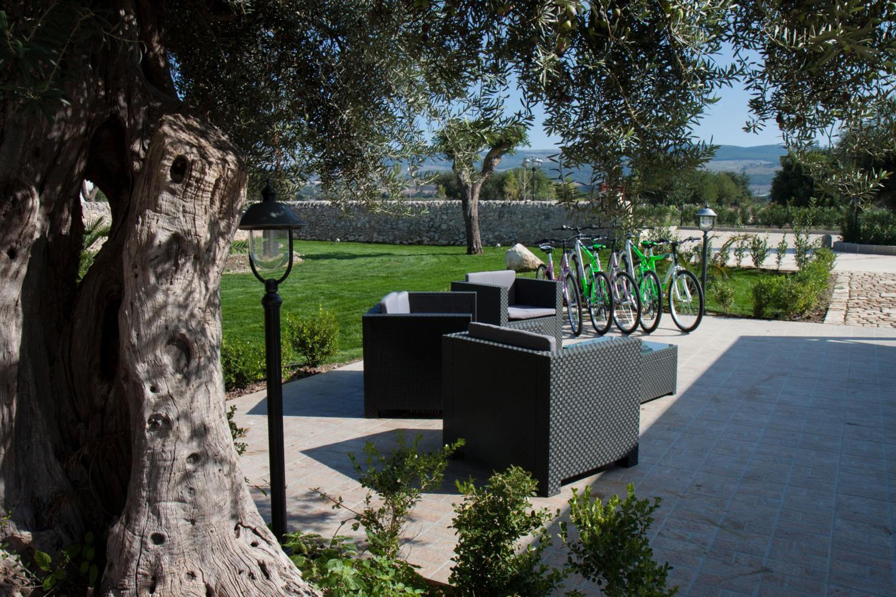 Serravalle Relais & Country Villa with private pool - Esclusive use view 2