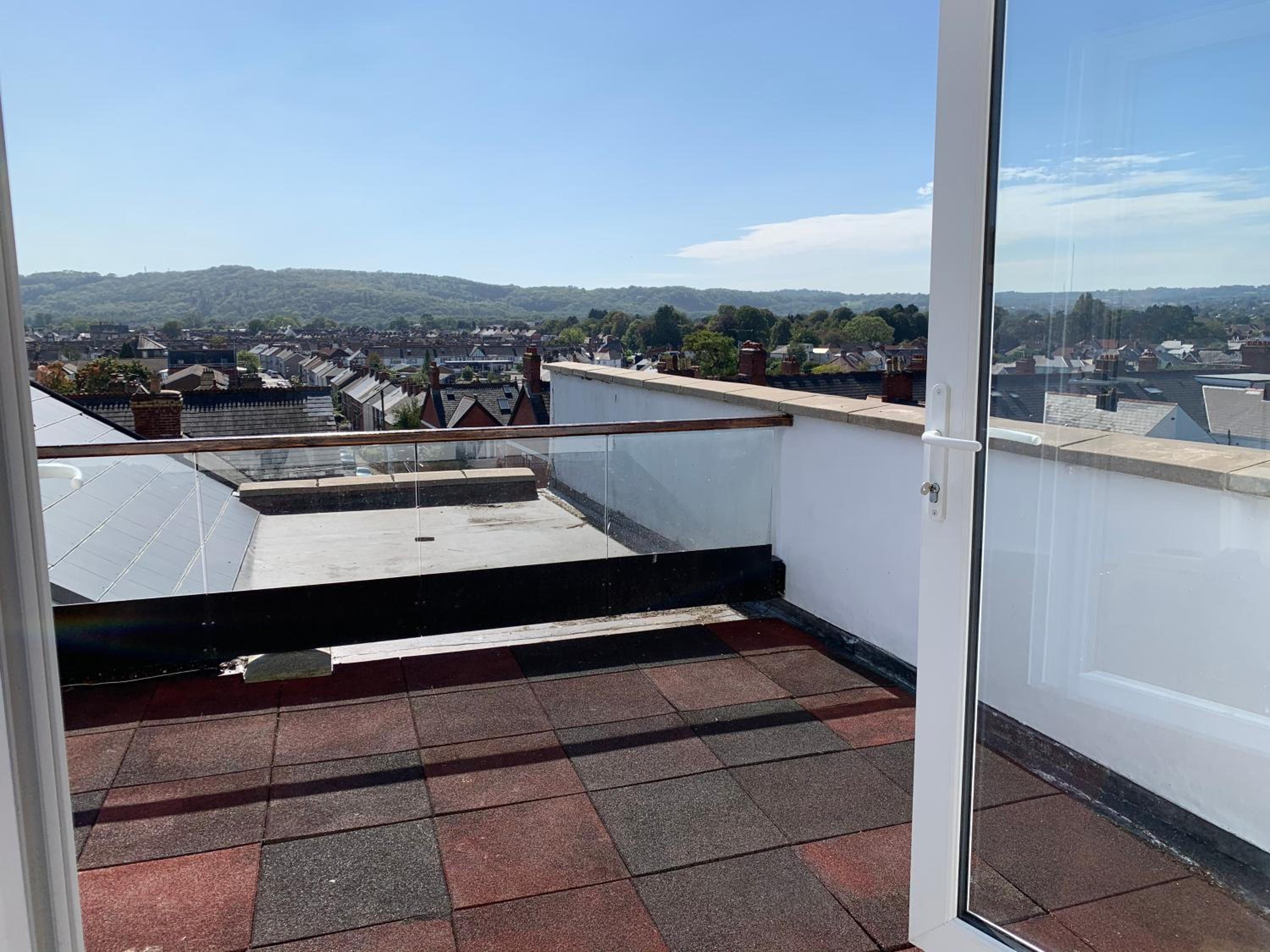 Thompson Apartments by Switchback Stays view 4
