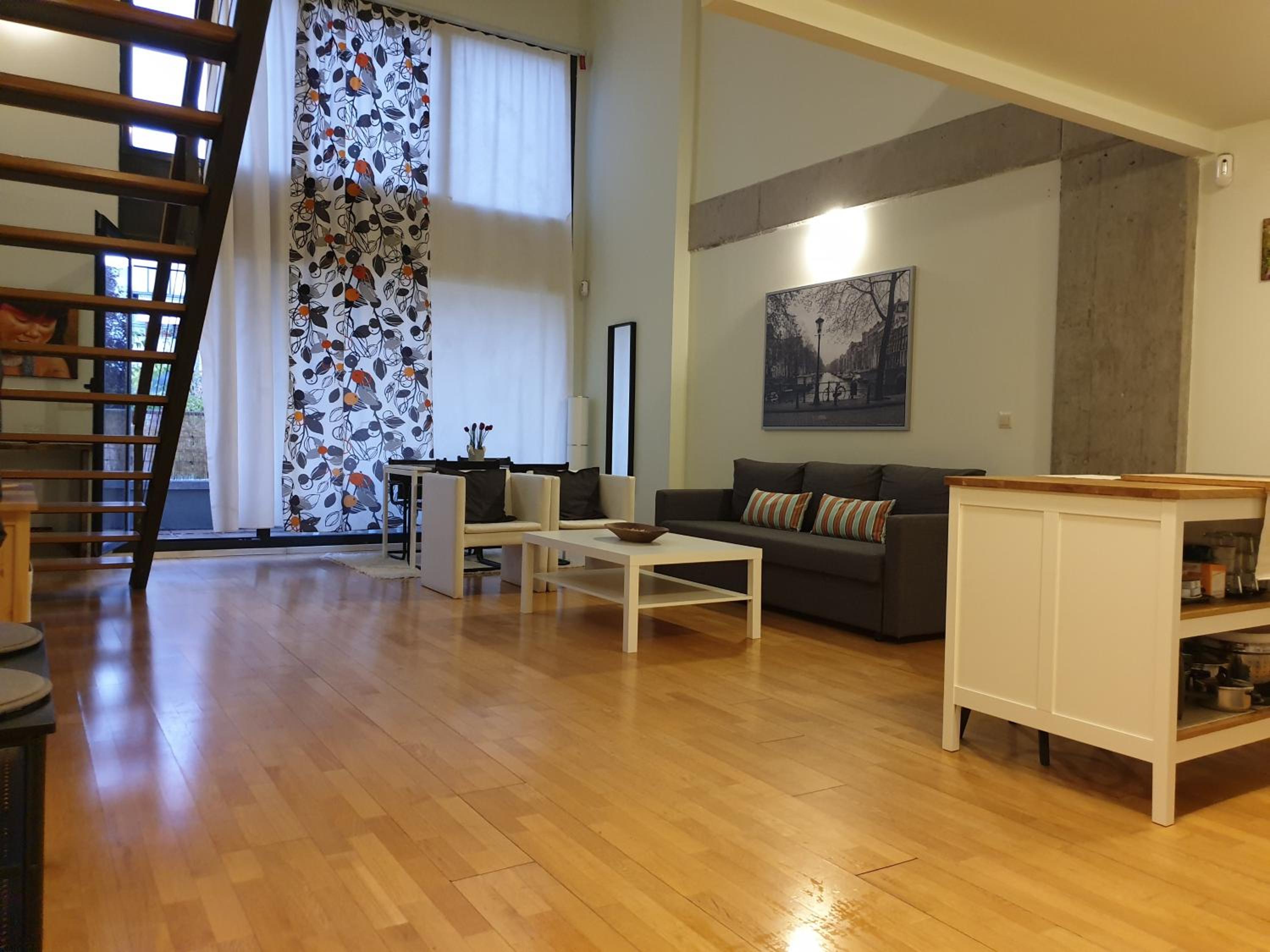 Cozy Loft in Tres Cantos, 20 min to Madrid photo 2