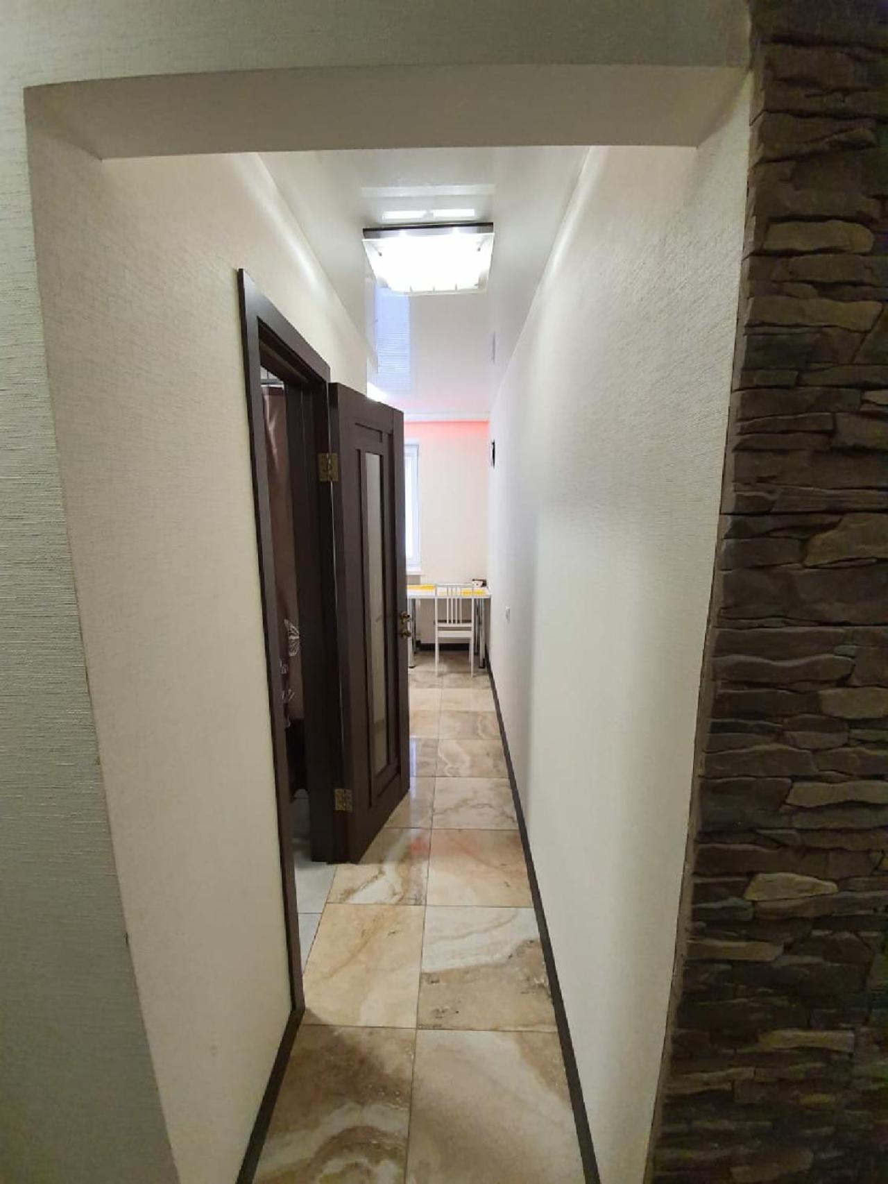 New apartment on prospekt Nauki view 2