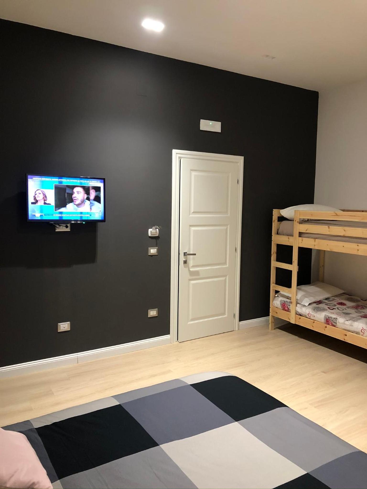 NSH AppartHotel, Napoli Centro