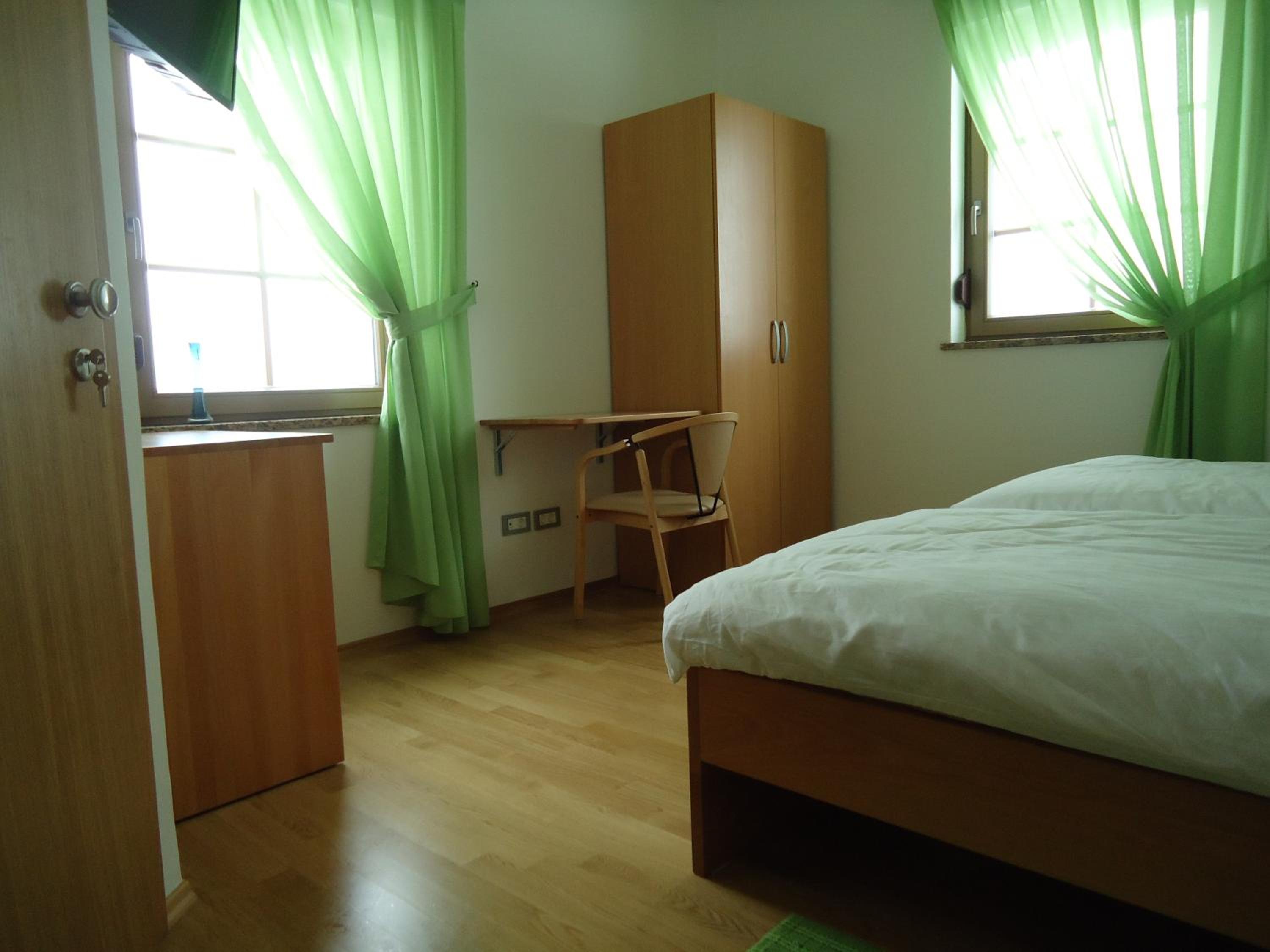 Lipizzaner Lodge Guest House view 2